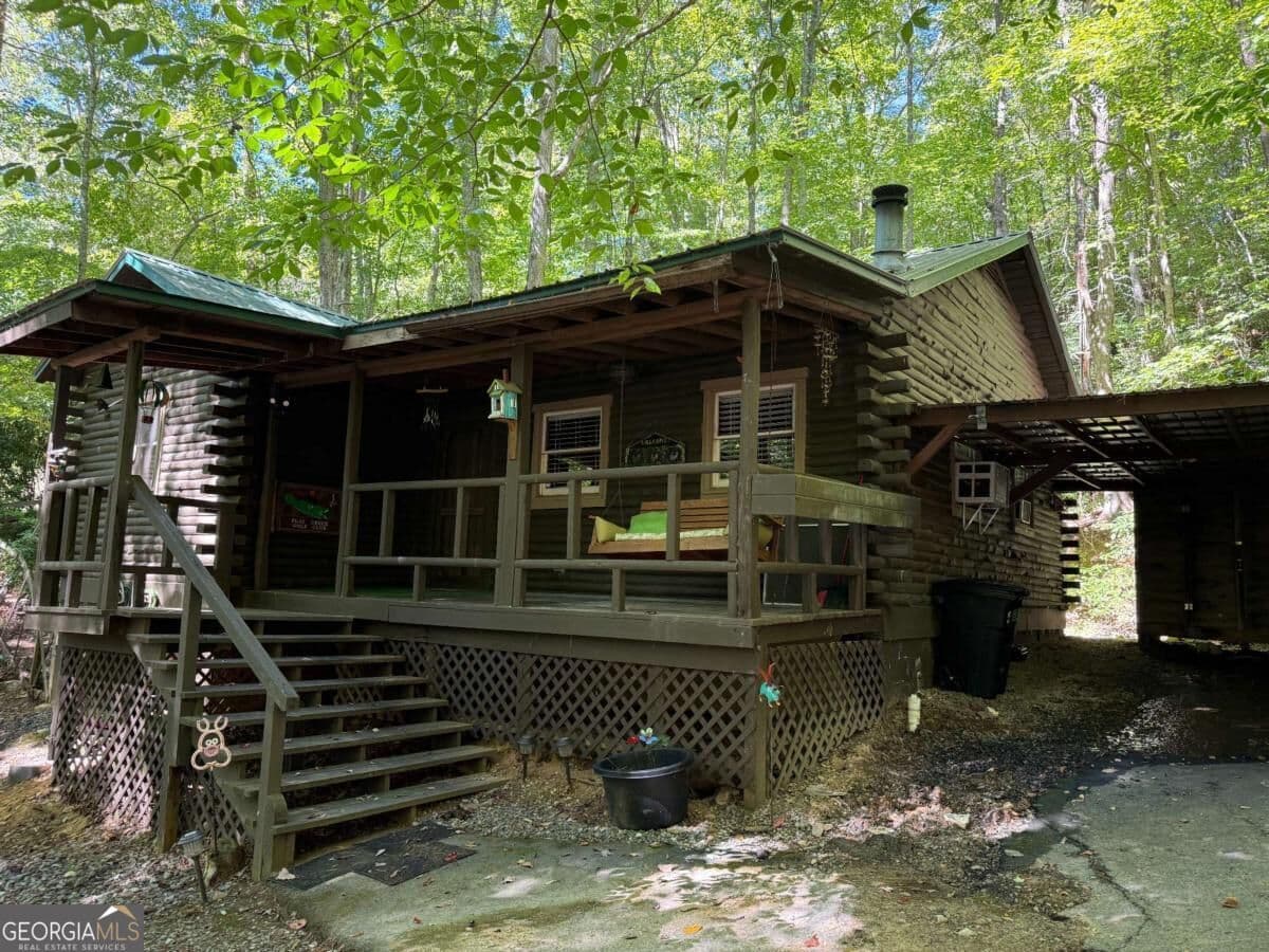 2 bedroom, 1 bathroom, 904 sq ft cabin,single family residence for rent at 367 Flat Rock Gap Road, Blairsville, GA 30512 for $1,800 a month — photo 1 of 17