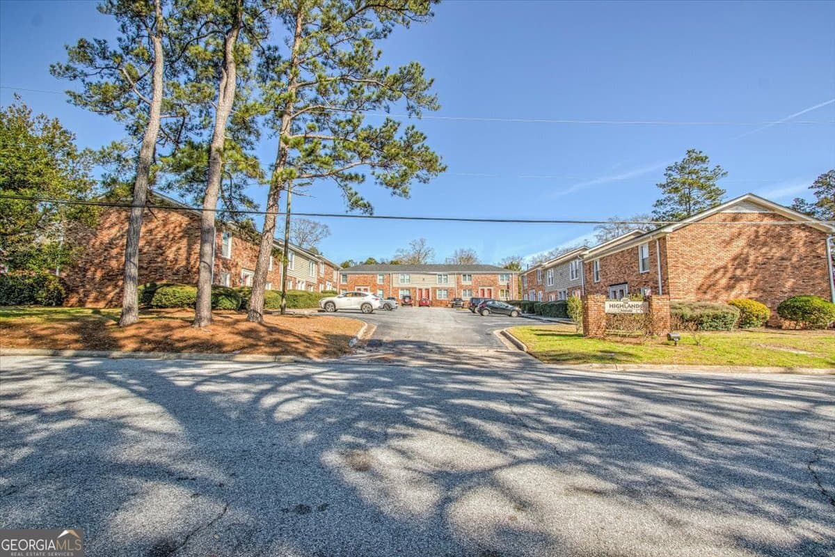 multi family for sale at 2201 Walden Drive 18, Augusta, GA 30904 — photo 2