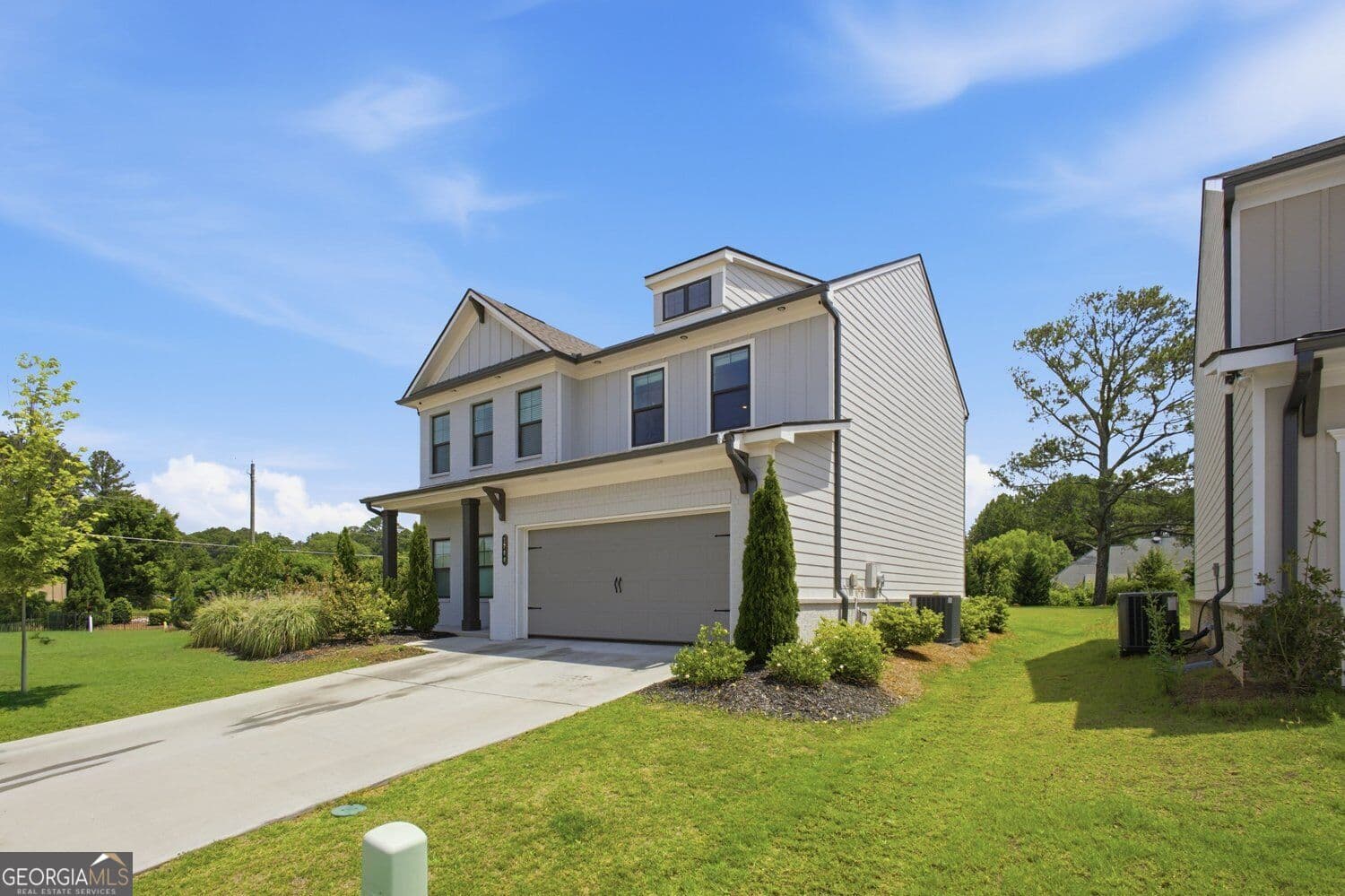 4 bedroom, 3 bathroom, 2,324 sq ft single family residence for sale at 2700 Westgate Park Drive, Loganville, GA 30052 — photo 4