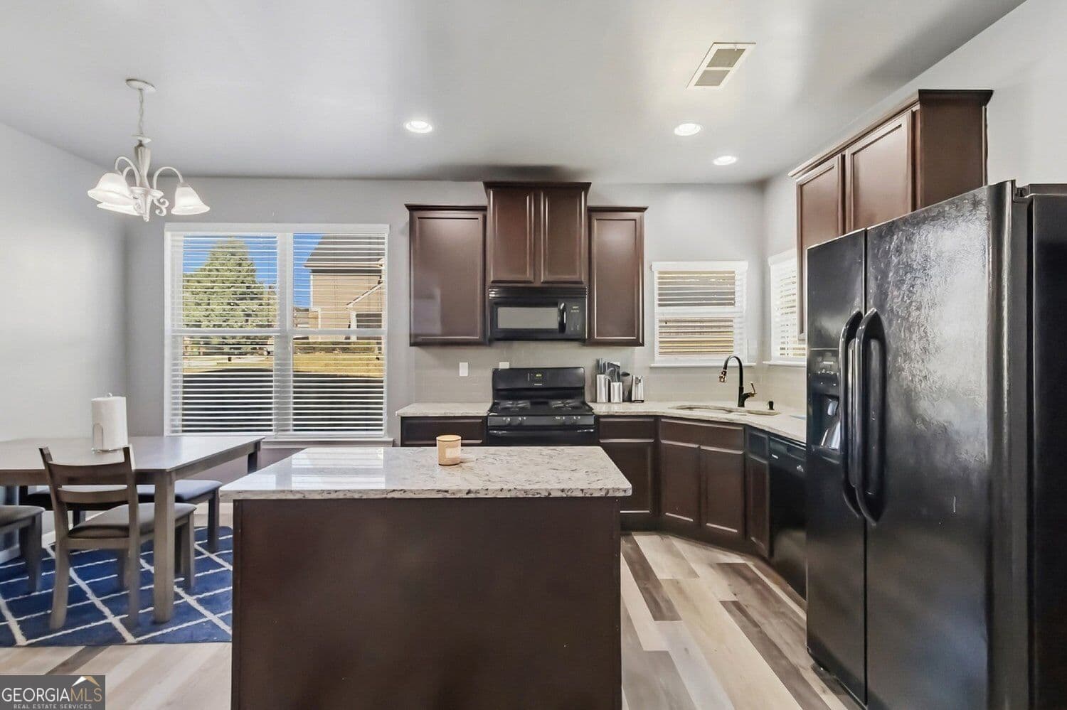 3 bedroom, 2.5 bathroom, 1,578 sq ft single family residence for sale at 5880 Seabright Lane, Atlanta, GA 30349 — photo 10