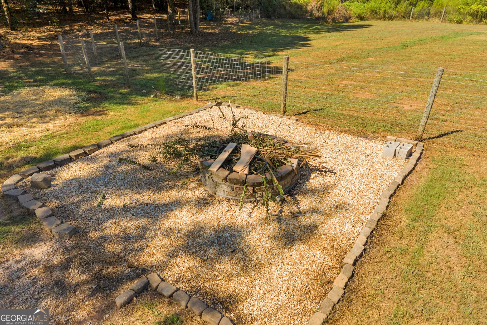 3 bedroom, 2 bathroom, 2,016 sq ft single family residence for sale at 583 Sarijon Road, Hartwell, GA 30643 — photo 10