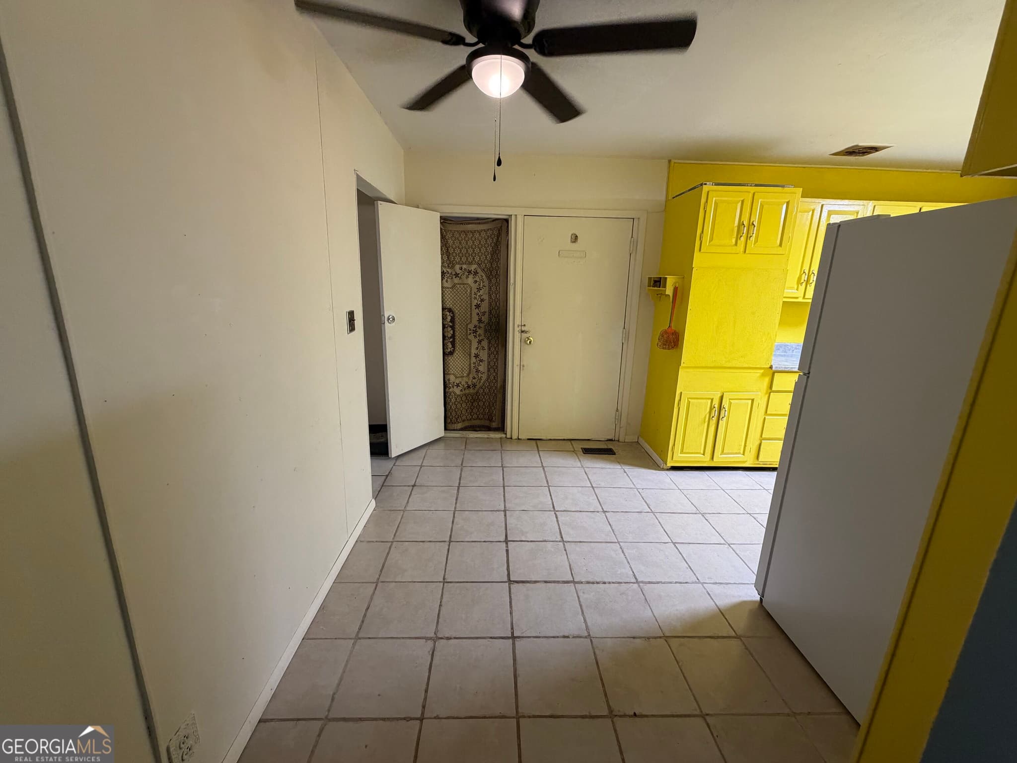 4 bedroom, 1 bathroom, 1,757 sq ft single family residence for sale at 4429 Glade Road, Forest Park, GA 30297 — photo 6
