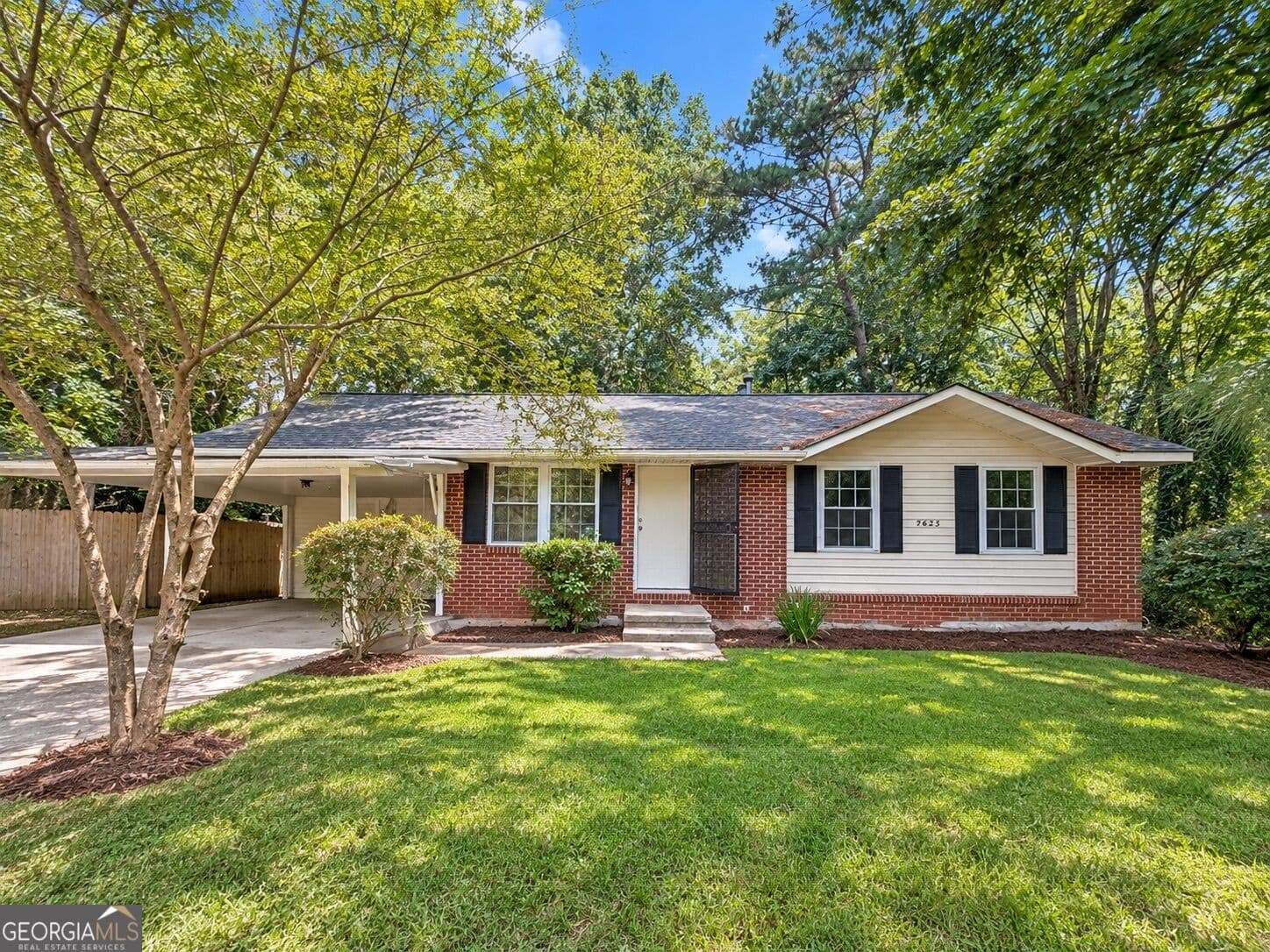 4 bedroom, 1 bathroom, 1,757 sq ft single family residence for sale at 4429 Glade Road, Forest Park, GA 30297