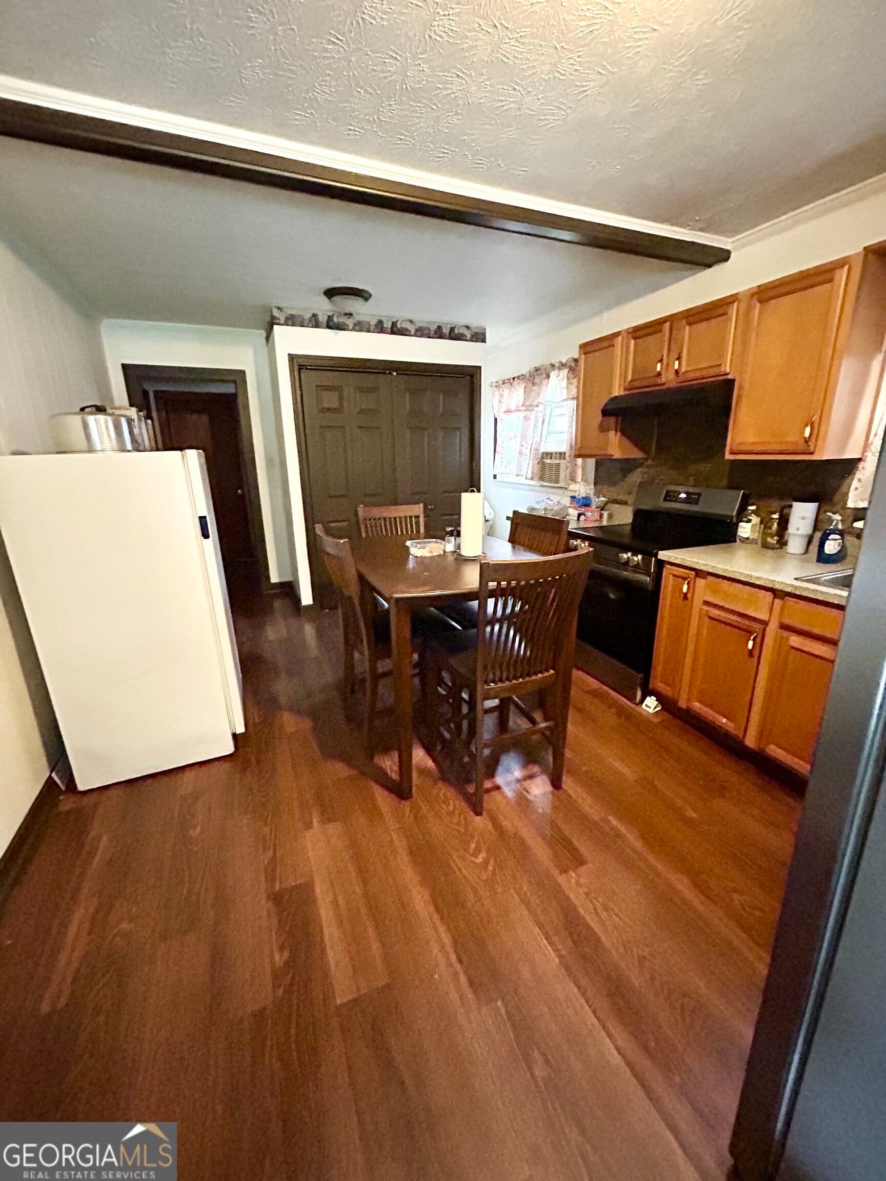 2 bedroom, 1 bathroom, 936 sq ft single family residence for sale at 617 Adams Street, Bowdon, GA 30108 — photo 2