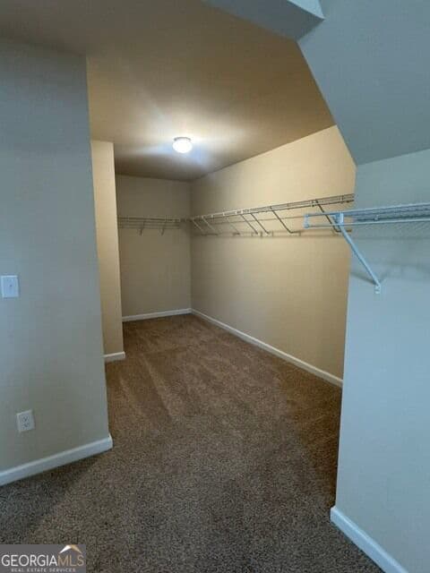 5 bedroom, 3 bathroom single family residence for rent at 320 Homestead Circle, Forsyth, GA 31029 for $2,800 a month — photo 6