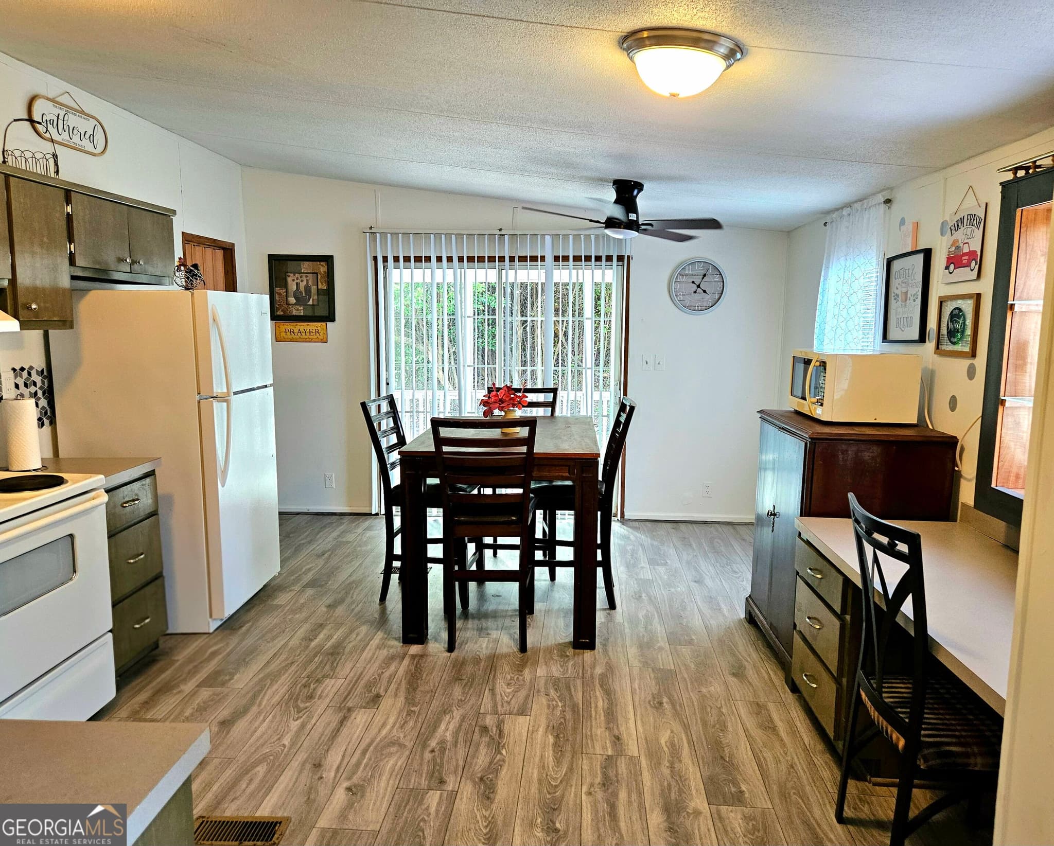 3 bedroom, 2 bathroom, 1,568 sq ft manufactured home,single family residence for sale at 1052 E Highway 26, Buena Vista, GA 31803 — photo 5