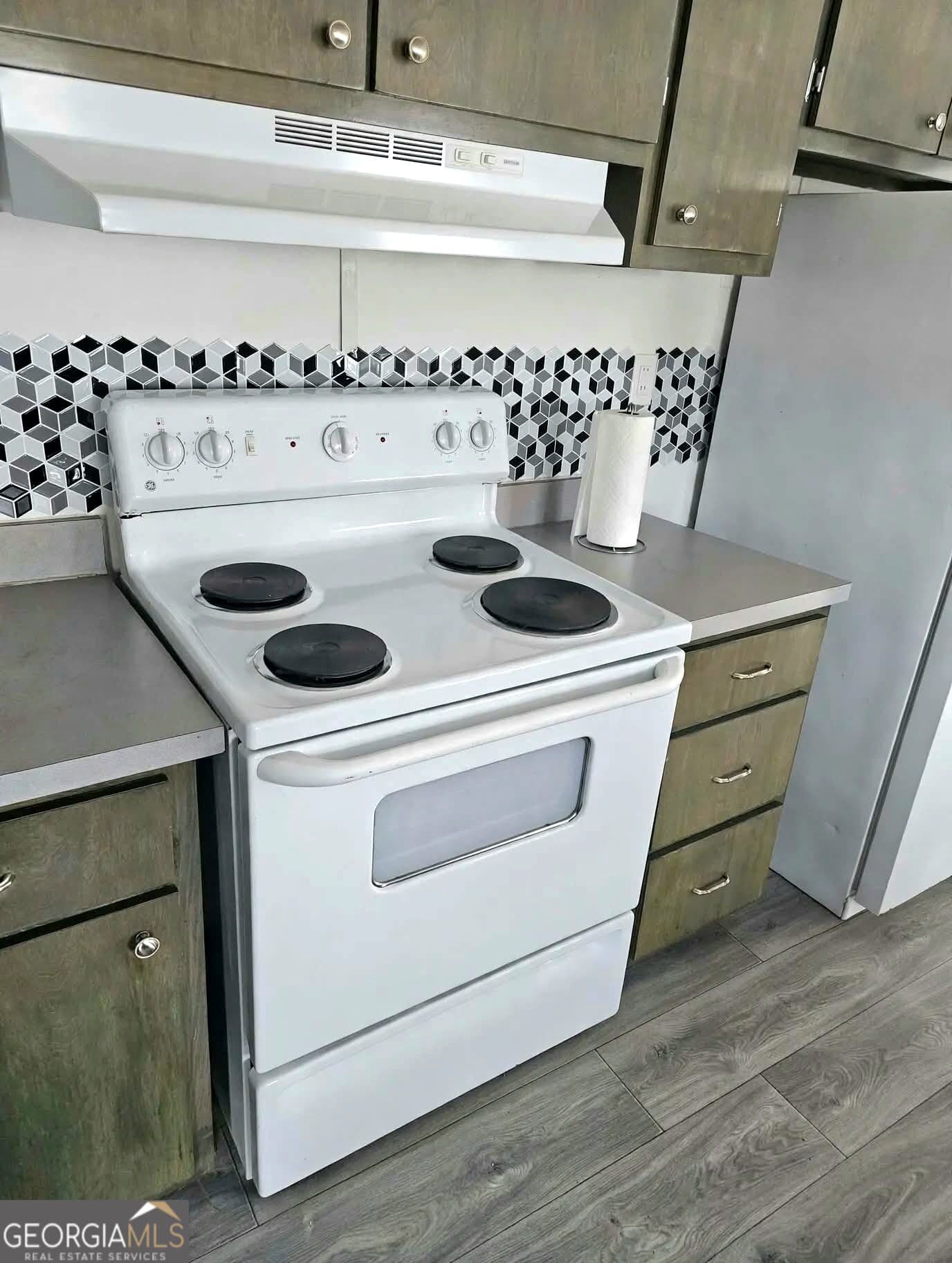 3 bedroom, 2 bathroom, 1,568 sq ft manufactured home,single family residence for sale at 1052 E Highway 26, Buena Vista, GA 31803 — photo 4