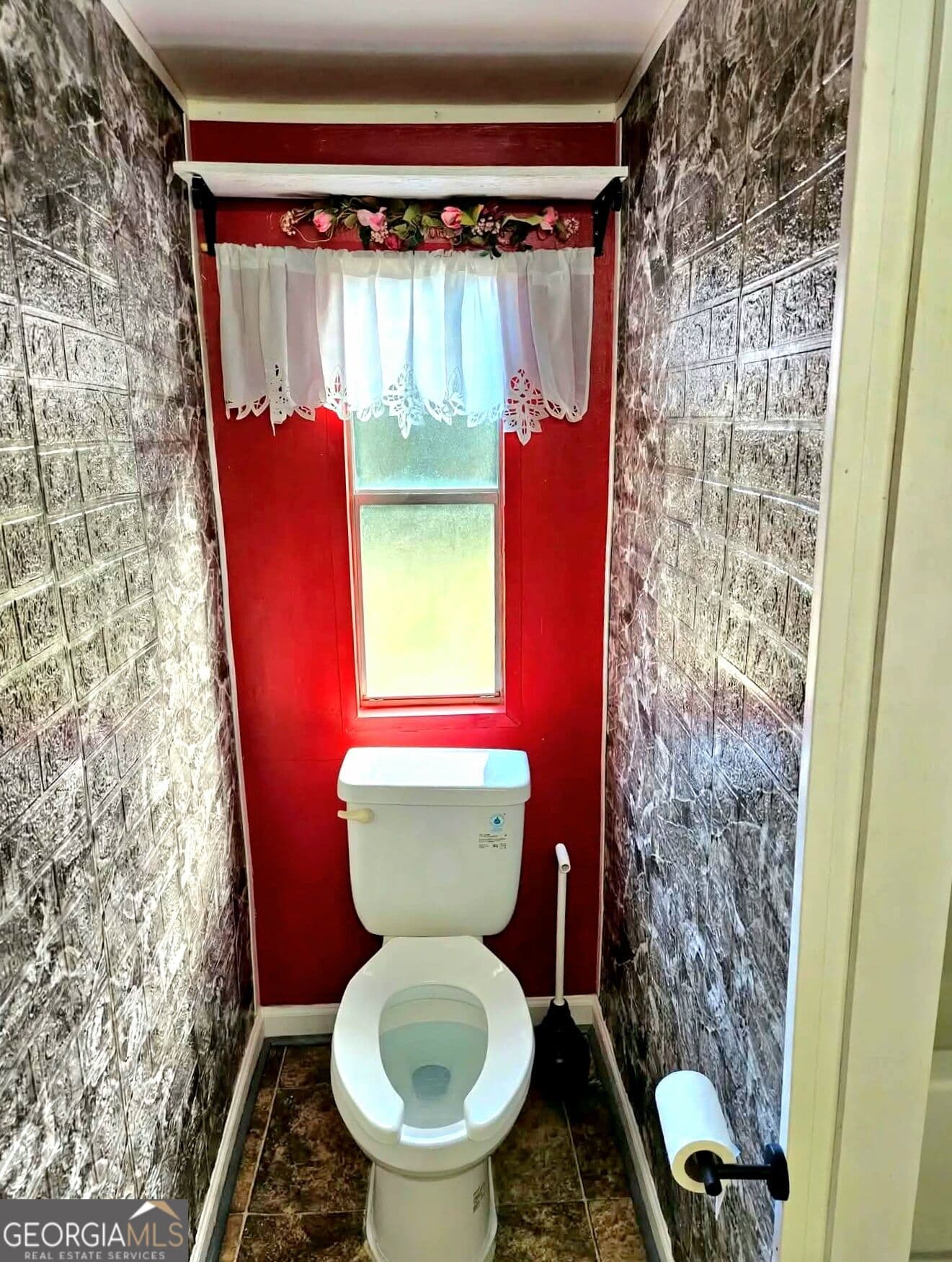 3 bedroom, 2 bathroom, 1,568 sq ft manufactured home,single family residence for sale at 1052 E Highway 26, Buena Vista, GA 31803 — photo 8