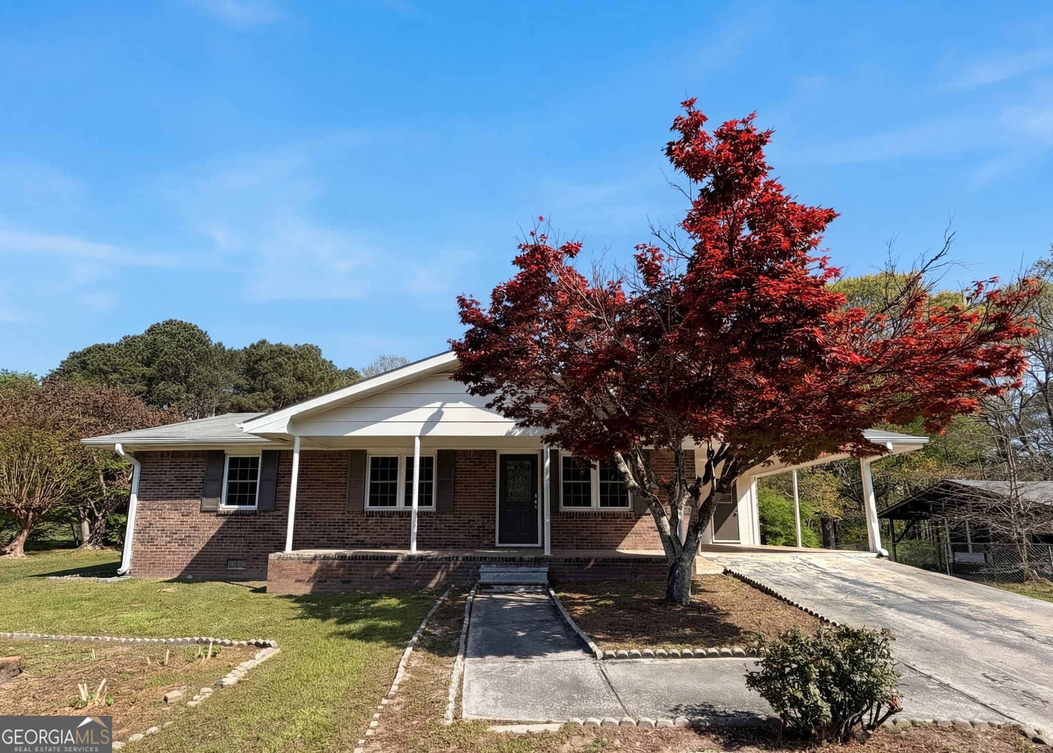 3 bedroom, 1.5 bathroom, 1,203 sq ft single family residence for sale at 1847 Mccollum Road, Conyers, GA 30094