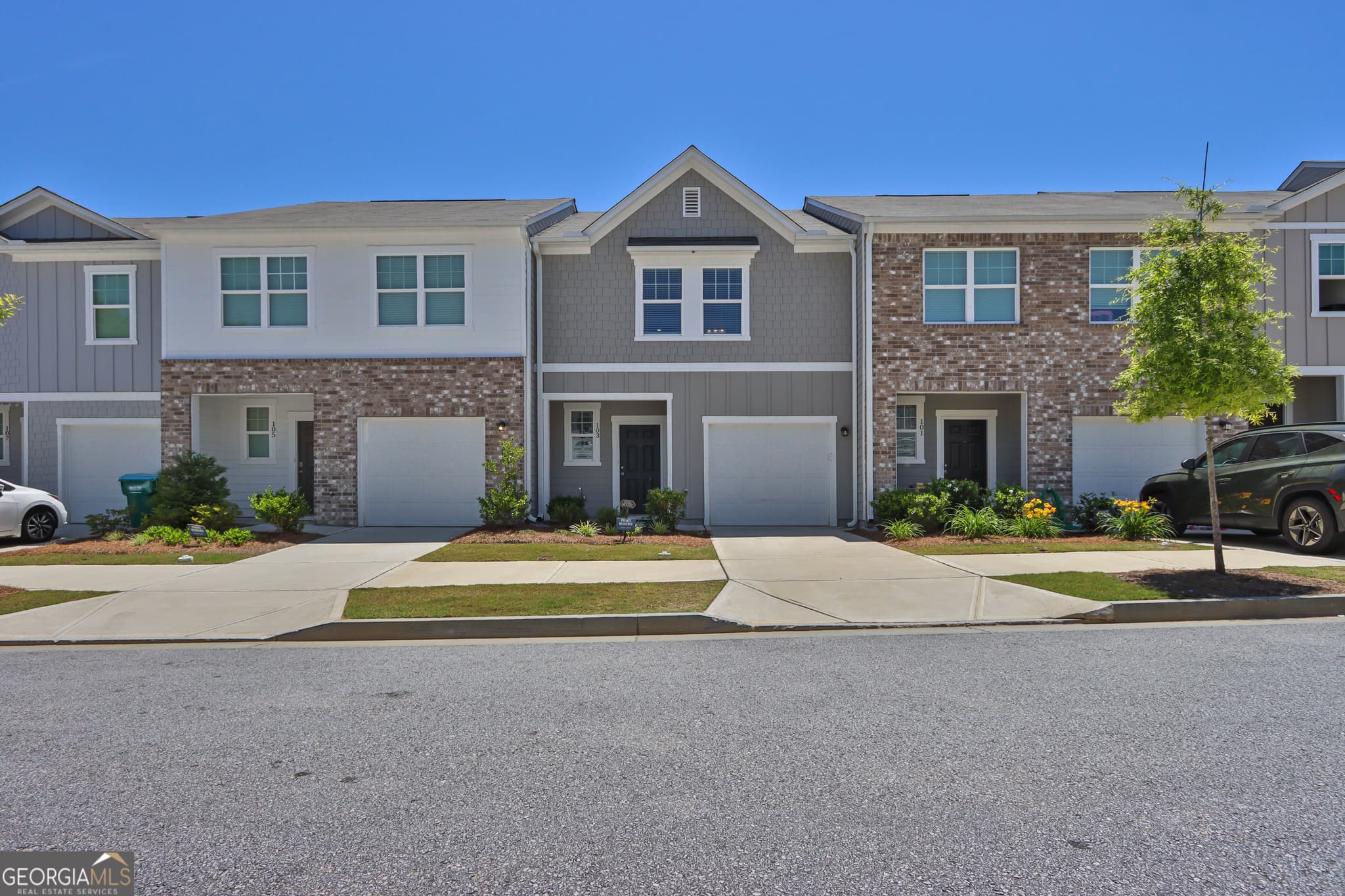 3 bedroom, 2.5 bathroom, 1,421 sq ft townhouse for sale at 103 Thetford Way 172, Winder, GA 30680 — photo 1 of 25