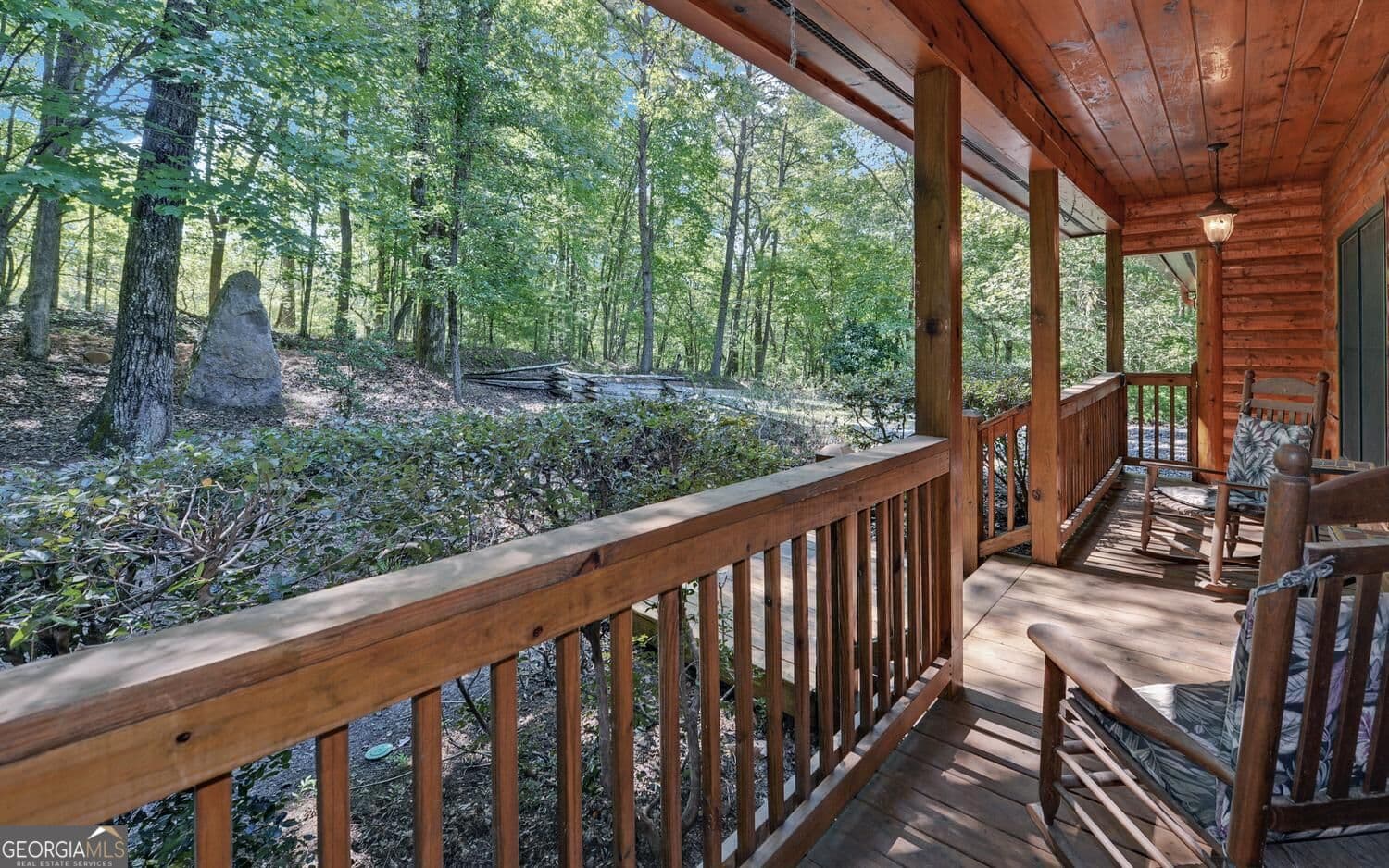 3 bedroom, 2 bathroom, 1,710 sq ft cabin,single family residence for sale at 803 Brookhaven Lane, Blue Ridge, GA 30513 — photo 6