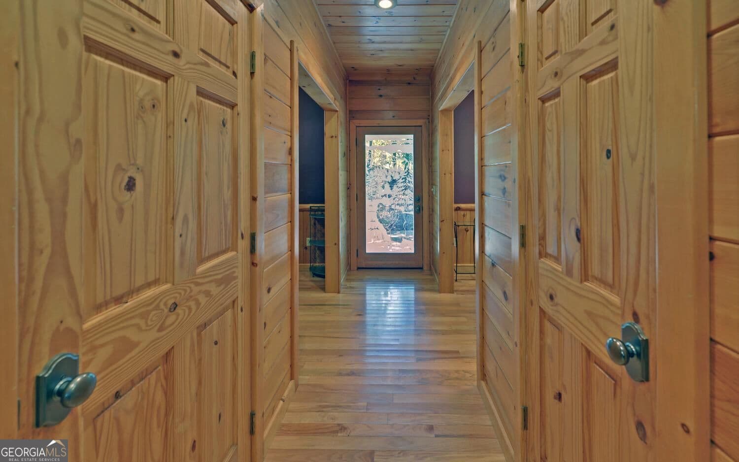 3 bedroom, 2 bathroom, 1,710 sq ft cabin,single family residence for sale at 803 Brookhaven Lane, Blue Ridge, GA 30513 — photo 7