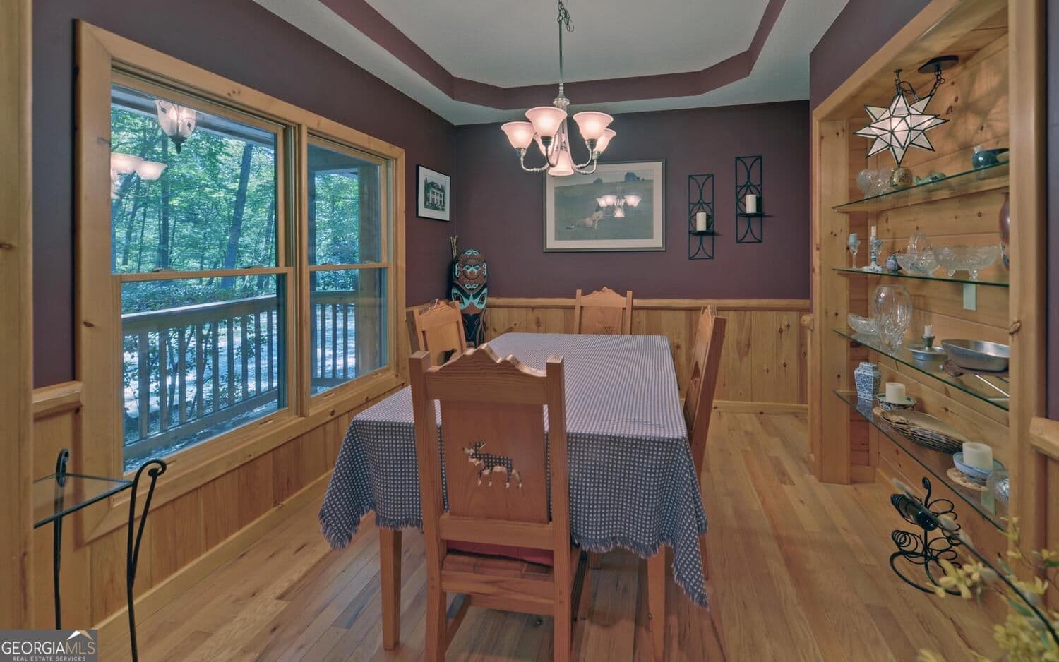 3 bedroom, 2 bathroom, 1,710 sq ft cabin,single family residence for sale at 803 Brookhaven Lane, Blue Ridge, GA 30513 — photo 9