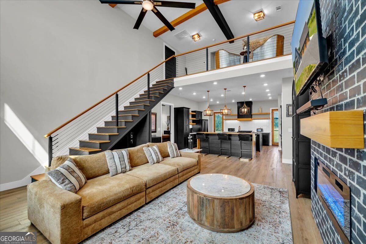 6 bedroom, 6 bathroom, 3,450 sq ft single family residence for sale at 189 Gilbert Road, Elko, GA 31025 — photo 4
