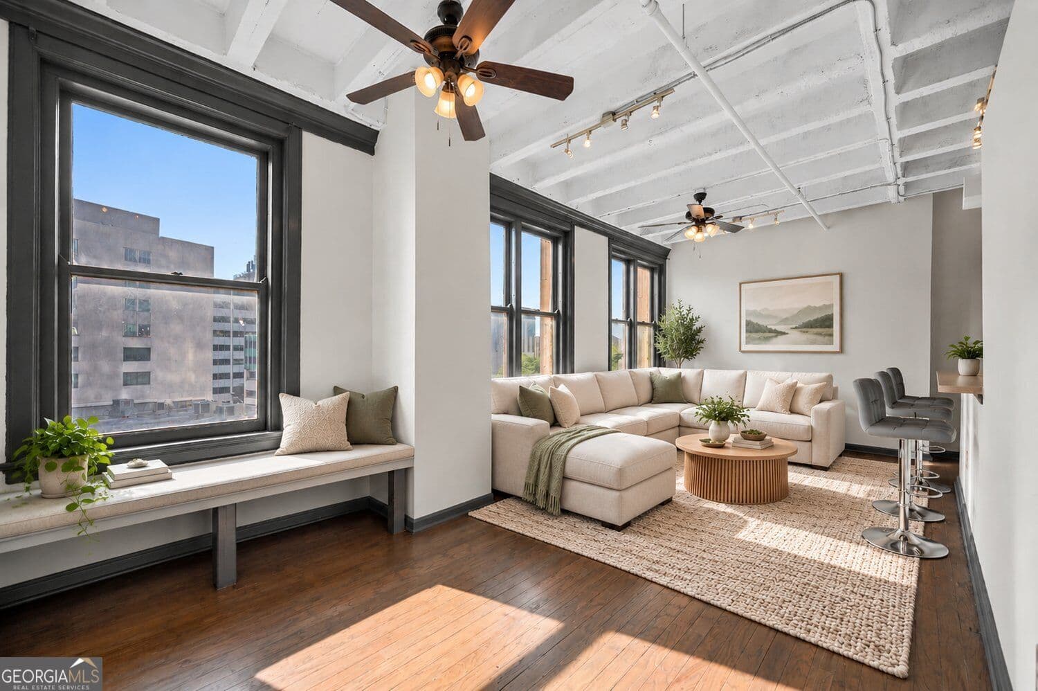2 bedroom, 2 bathroom, 1,032 sq ft condominium for sale at 32 Peachtree Street 508, Atlanta, GA 30303 — photo 5