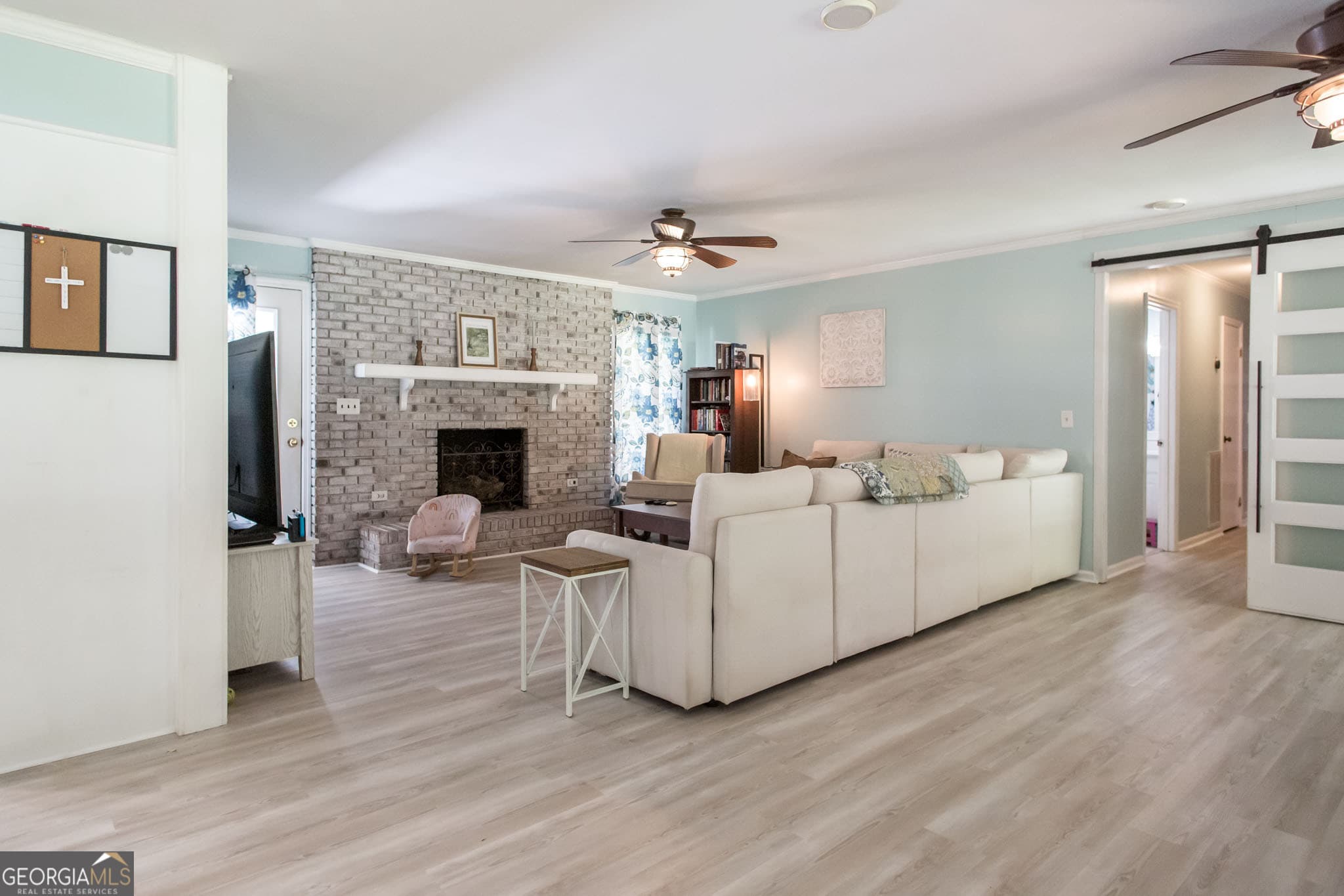 3 bedroom, 2 bathroom, 1,874 sq ft single family residence under contract at 1249 Riverdale Drive, Waycross, GA 31503 — photo 8