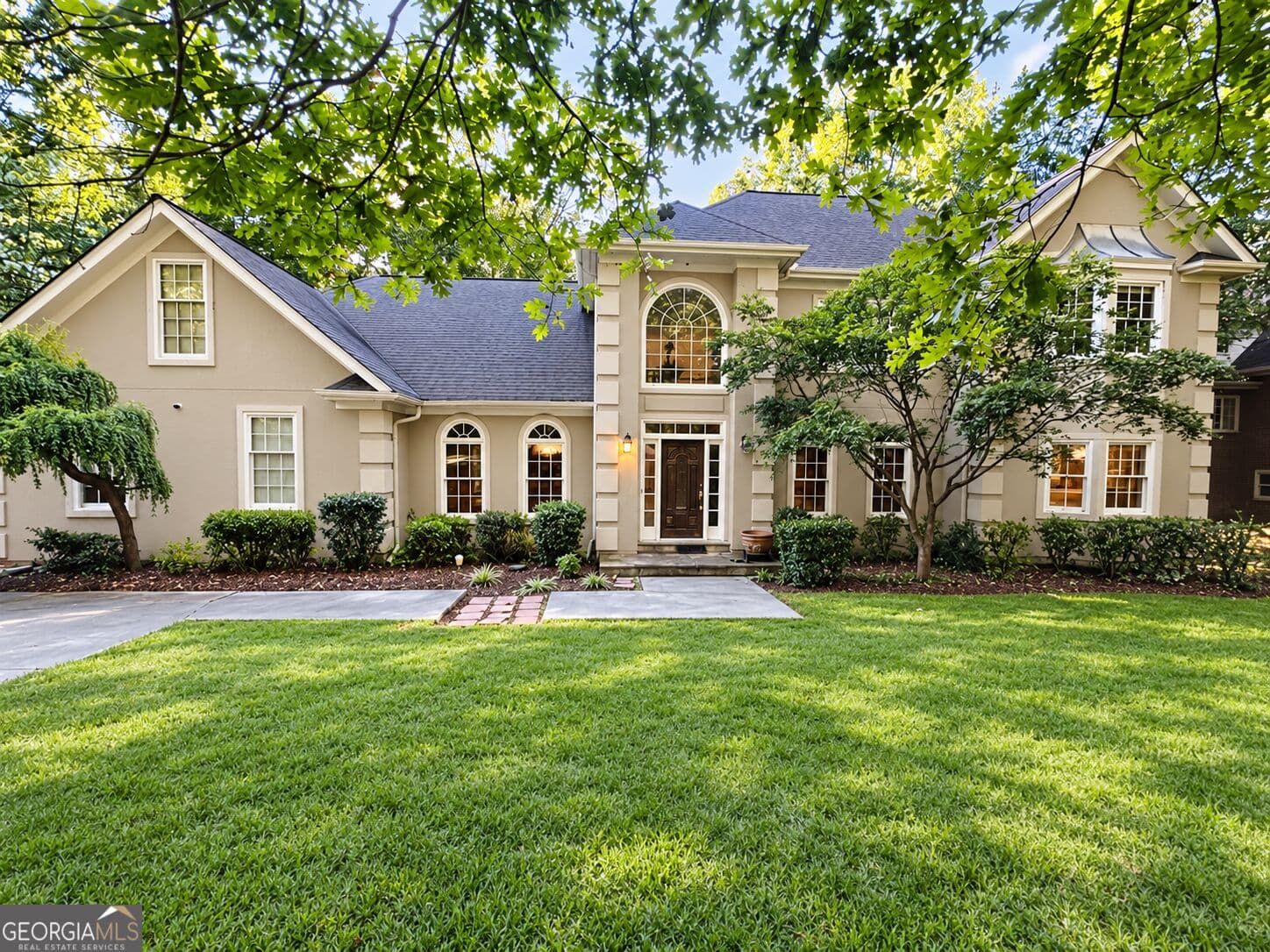 6 bedroom, 5 bathroom, 4,430 sq ft single family residence for sale at 4705 Riversound Drive, Snellville, GA 30039 — photo 1 of 119