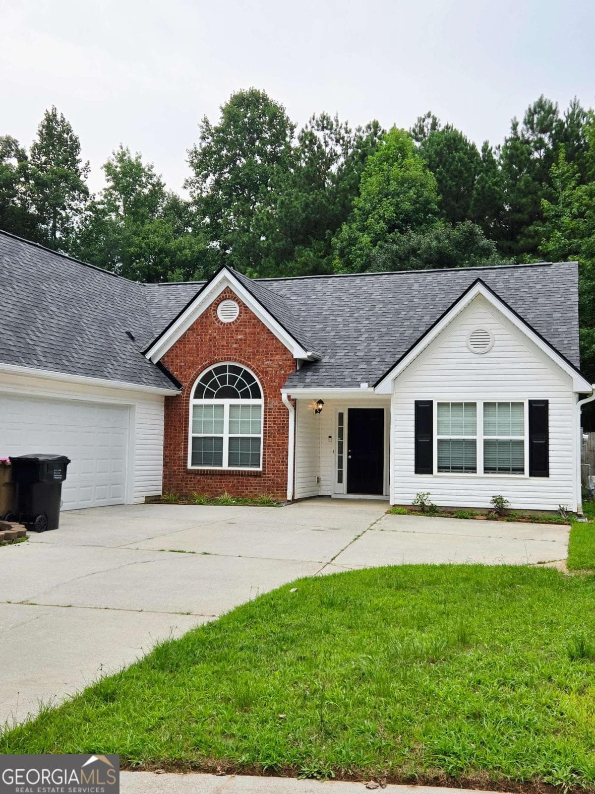 3 bedroom, 2 bathroom single family residence for sale at 2145 Mina Lane Drive, Buford, GA 30518 — photo 3