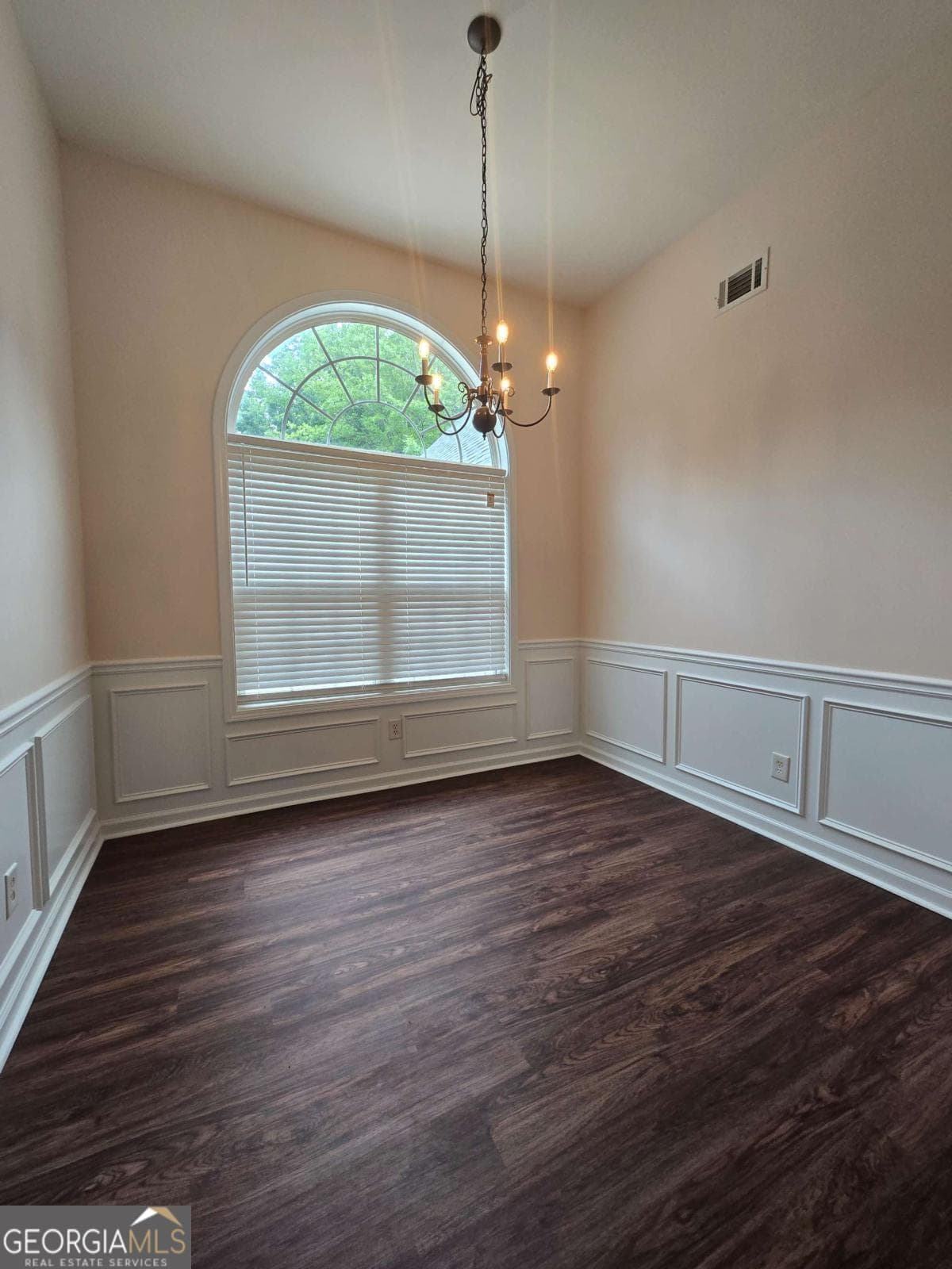 3 bedroom, 2 bathroom single family residence for sale at 2145 Mina Lane Drive, Buford, GA 30518 — photo 9