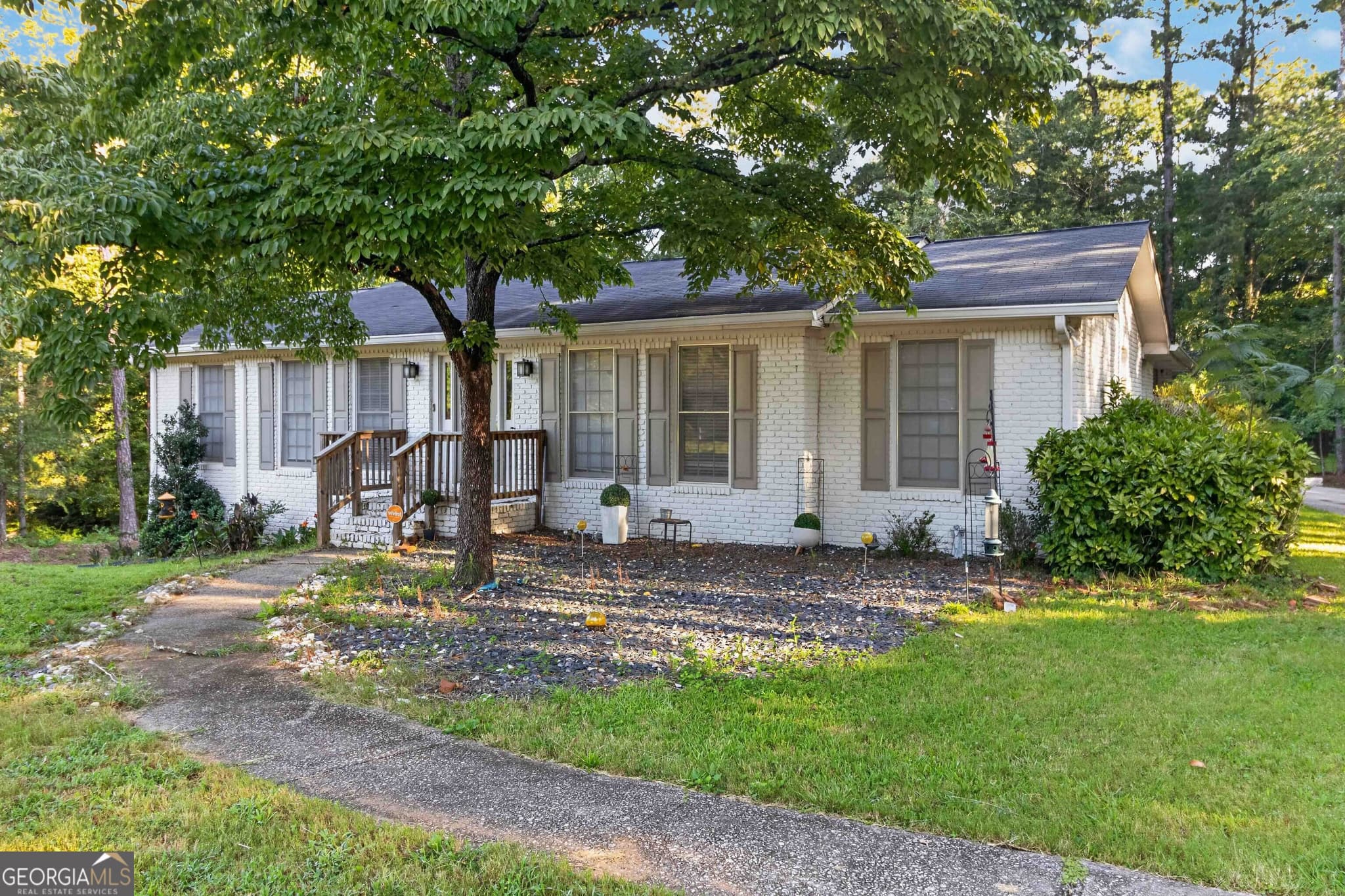 3 bedroom, 3 bathroom, 2,788 sq ft single family residence for sale at 4866 Jennifer Lane, Douglasville, GA 30135