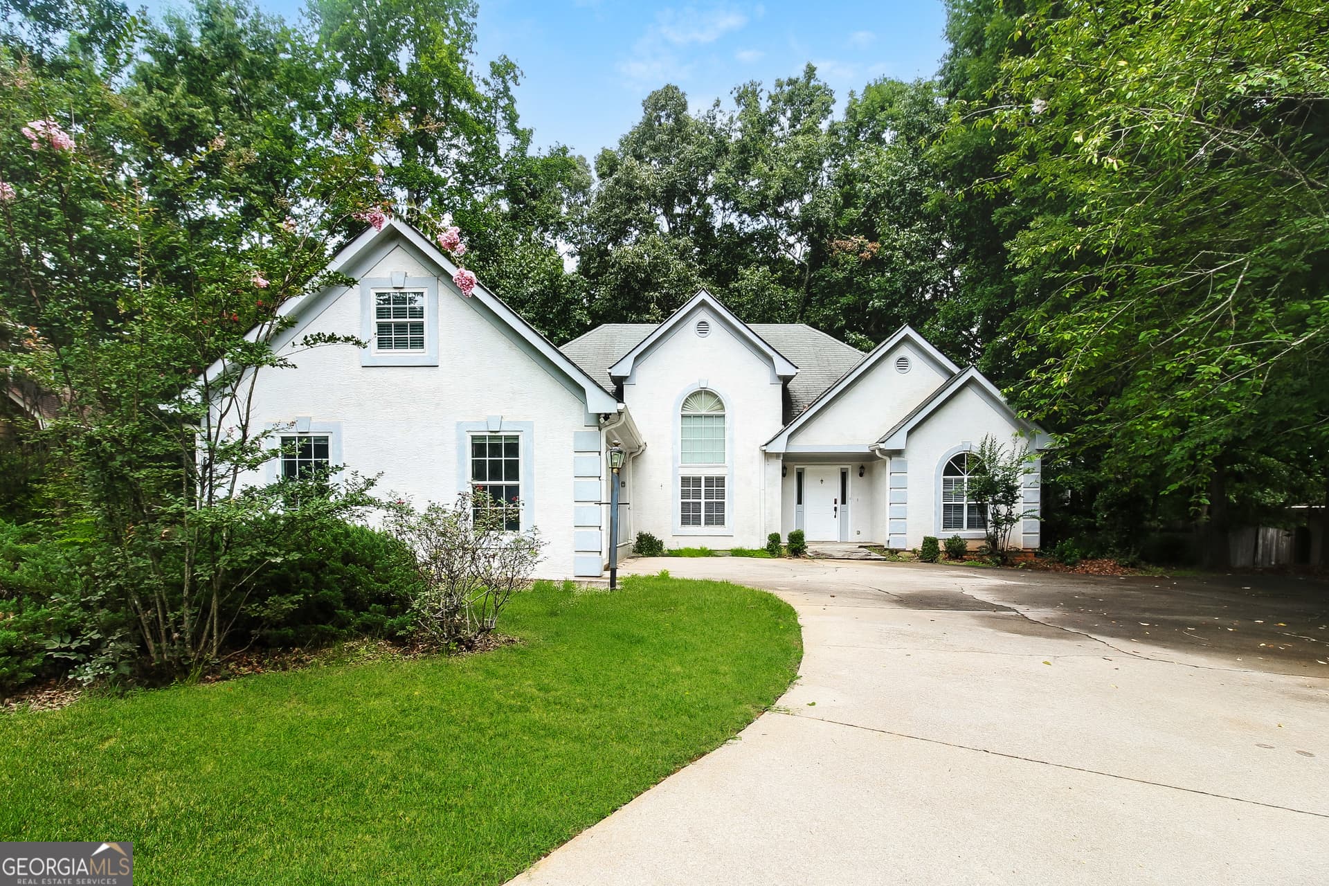 4 bedroom, 2 bathroom, 1,996 sq ft single family residence for sale at 45 Dunning Keep, Covington, GA 30016 — photo 1 of 20