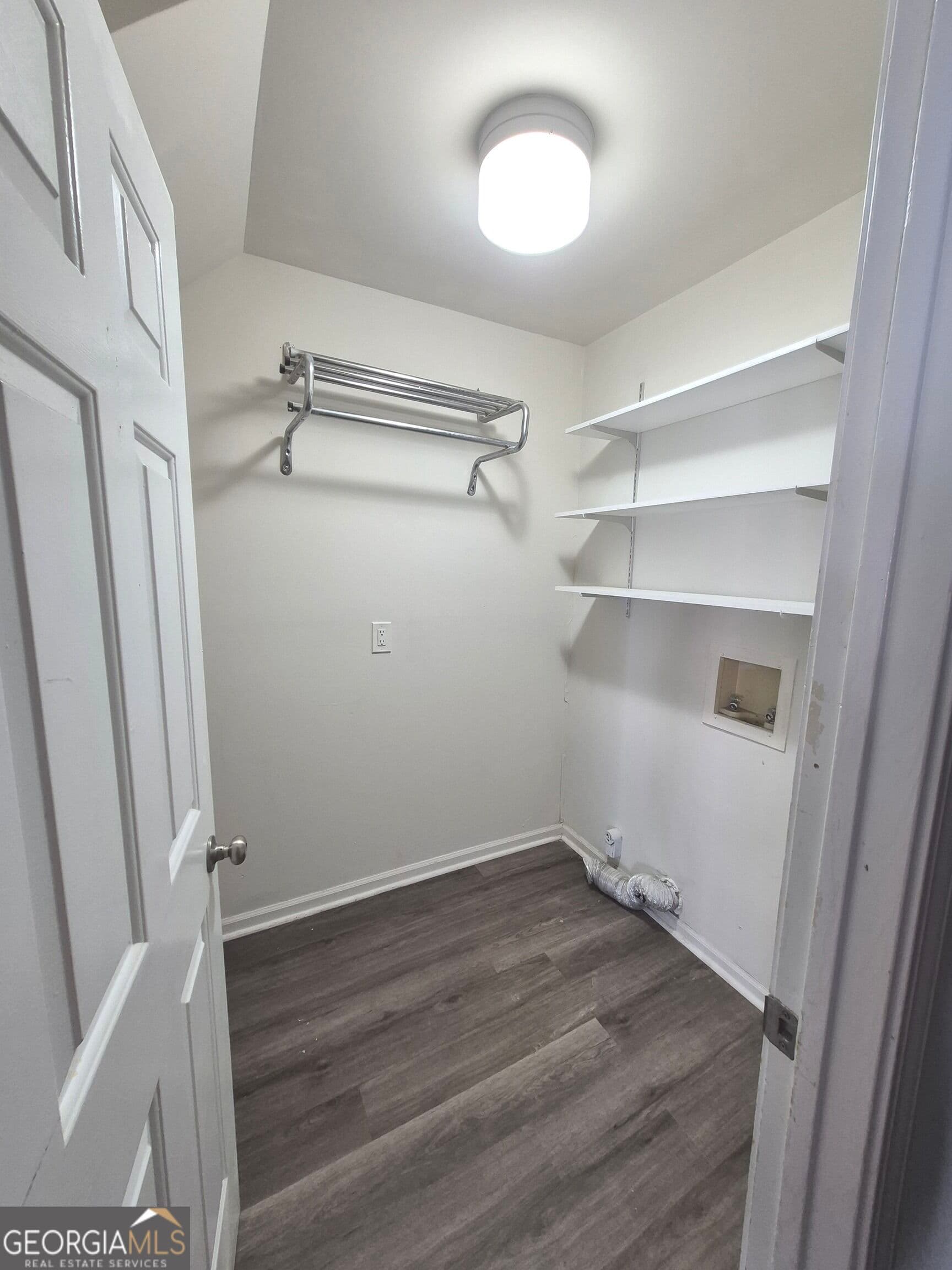 3 bedroom, 2 bathroom, 1,431 sq ft townhouse for rent at 162 N Springs Court, Macon, GA 31210 for $1,600 a month — photo 3