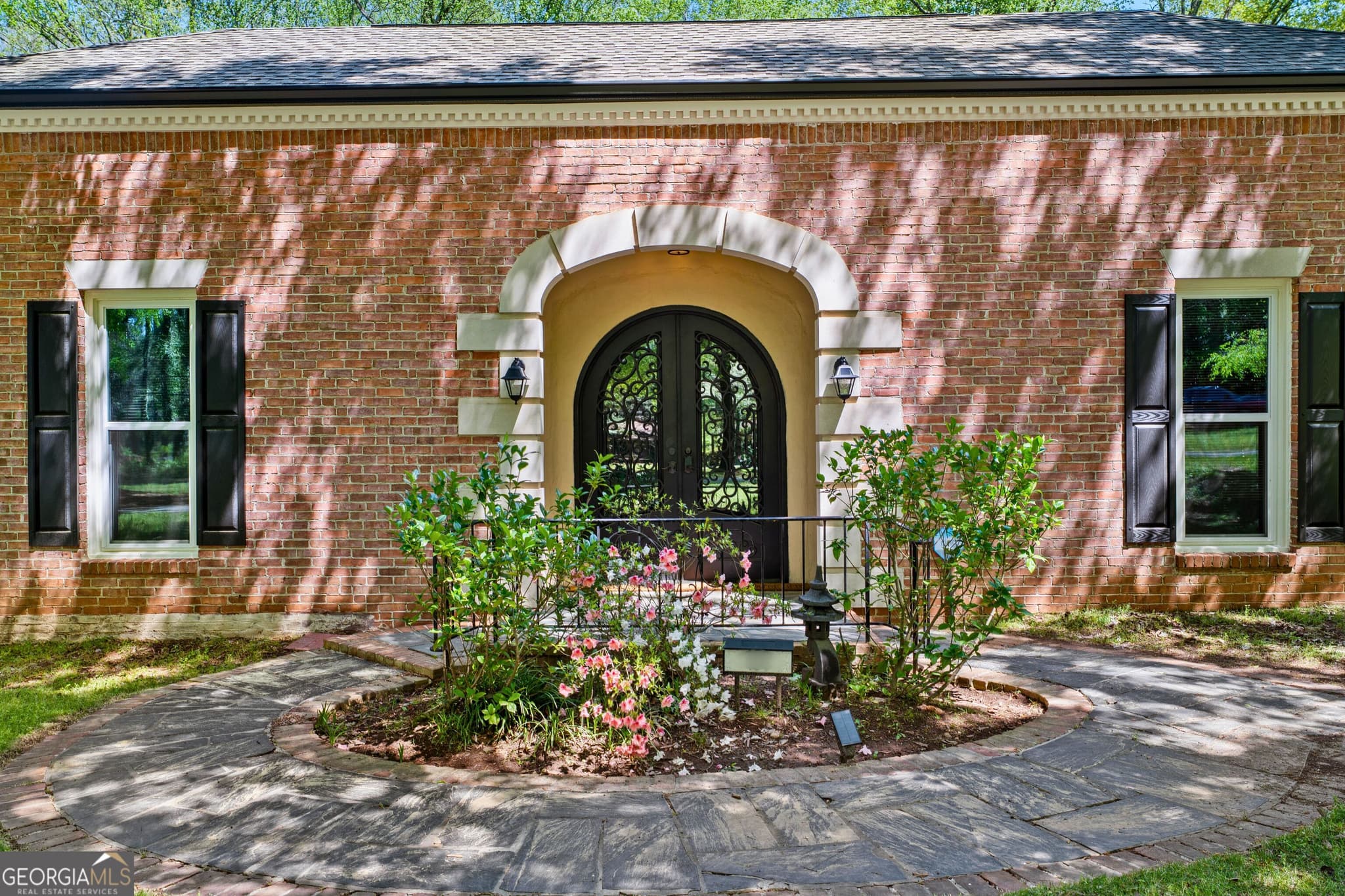 5 bedroom, 3.5 bathroom, 4,455 sq ft single family residence for sale at 151 Pine Forest Drive, Lawrenceville, GA 30046 — photo 2