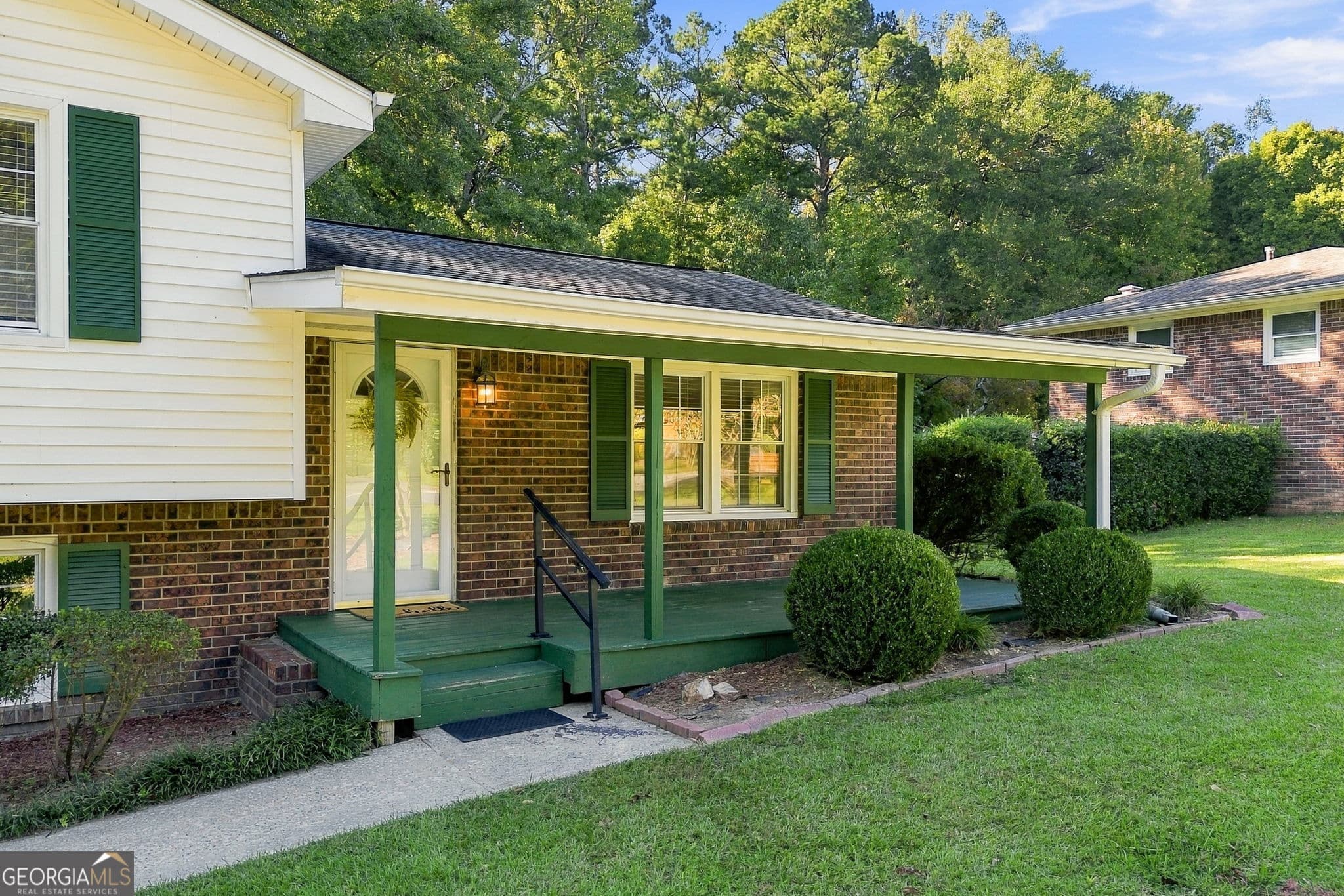 4 bedroom, 3 bathroom, 2,030 sq ft single family residence for sale at 3142 Brooks Lane, Powder Springs, GA 30127 — photo 3