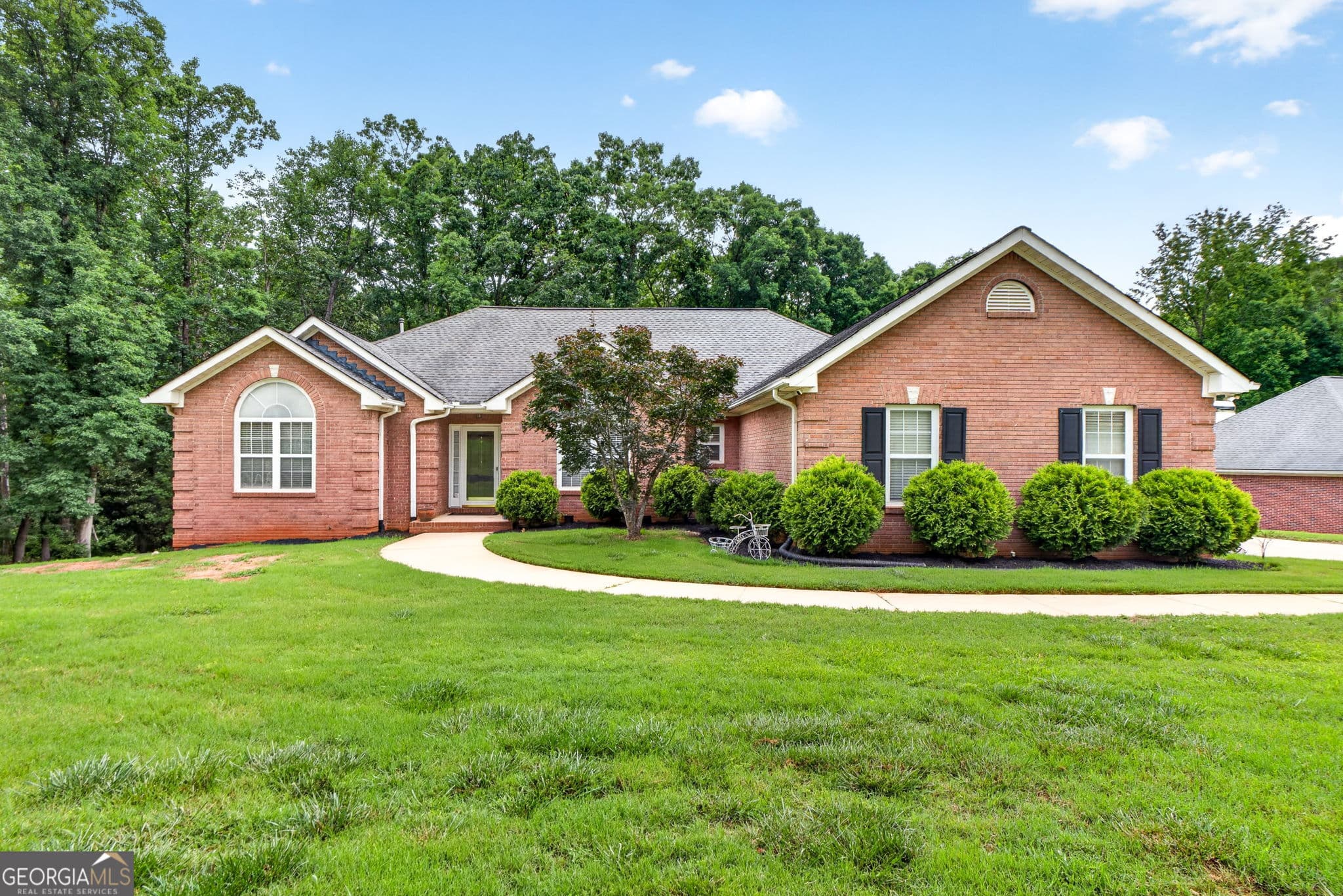 4 bedroom, 3 bathroom, 3,892 sq ft single family residence for sale at 196 Ashley Drive, Mcdonough, GA 30252