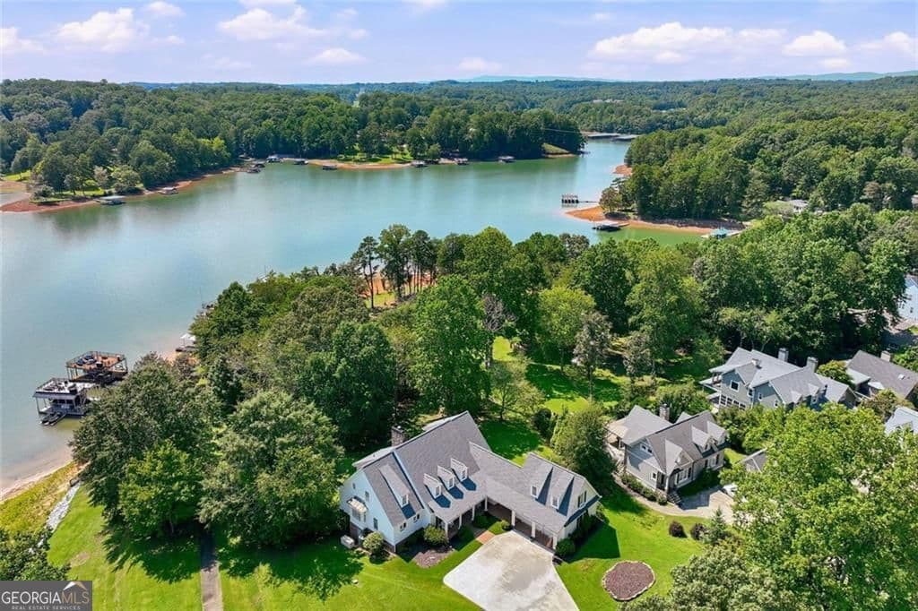 5 bedroom, 4.5 bathroom, 6,230 sq ft single family residence for sale at 53 Winterhawk Cove, Dawsonville, GA 30534 — photo 9