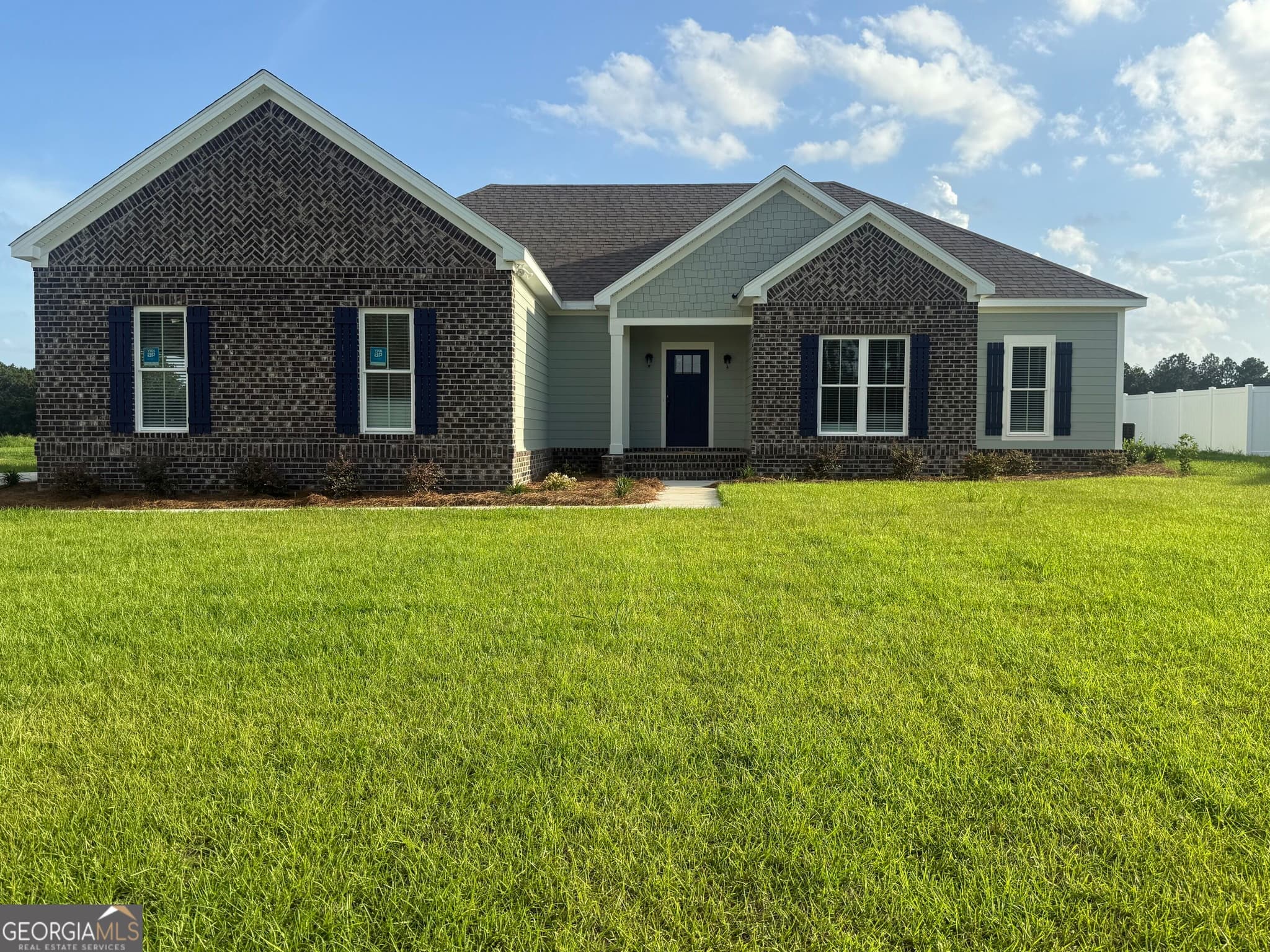 4 bedroom, 3 bathroom, 2,000 sq ft single family residence for sale at 120 Pin Oak Lane, Statesboro, GA 30458