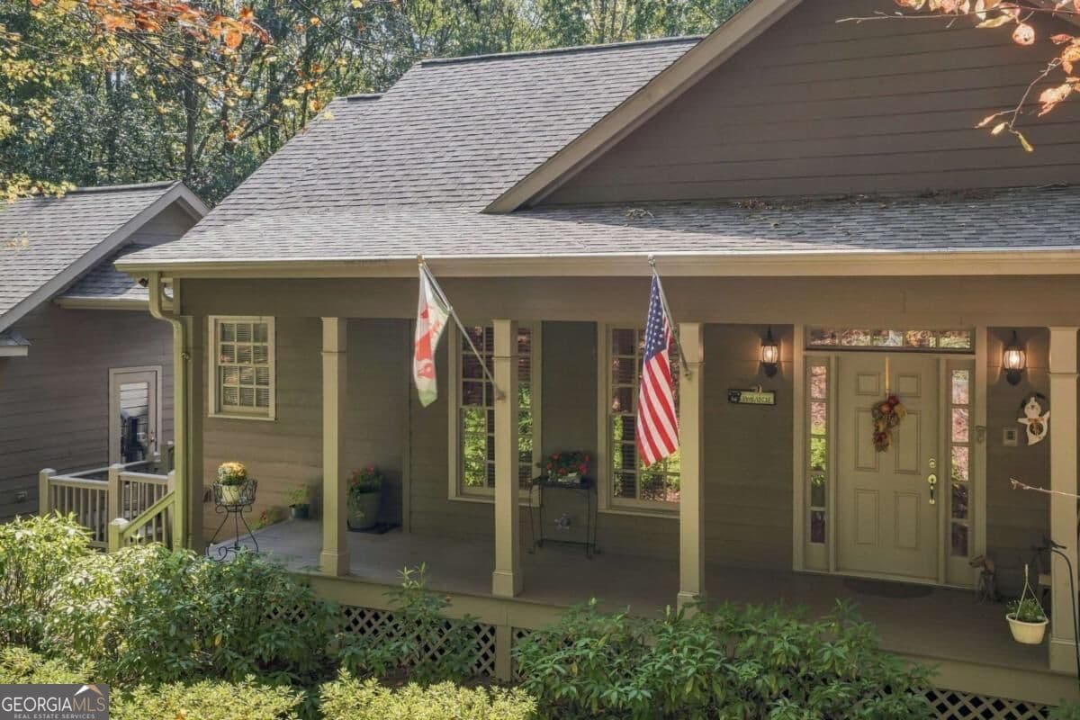 4 bedroom, 3.5 bathroom single family residence for sale at 68 Cherokee Point, Big Canoe, GA 30143 — photo 3
