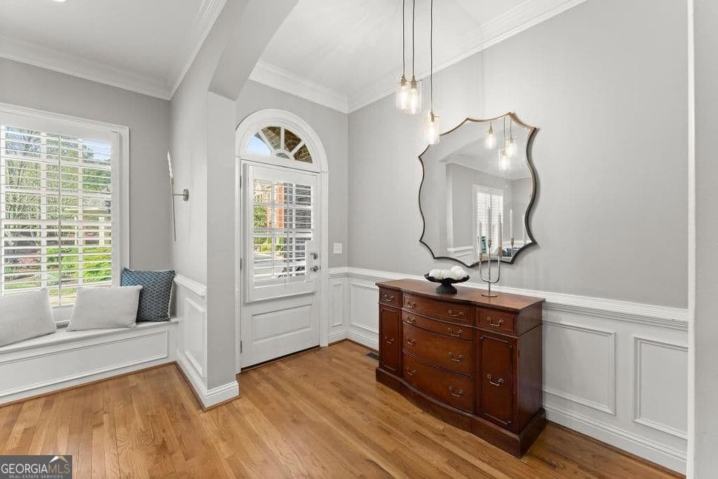4 bedroom, 3.5 bathroom, 3,424 sq ft townhouse for sale at 594 Parkside Village Way, Marietta, GA 30060 — photo 4