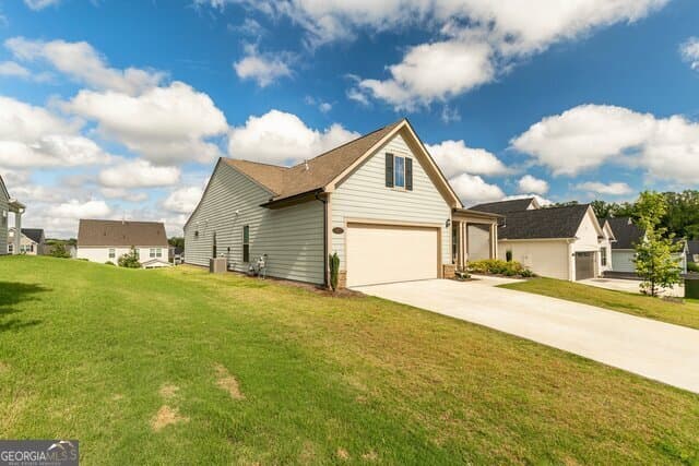 3 bedroom, 2 bathroom, 2,096 sq ft single family residence for rent at 147 Soundview Trace, Peachtree City, GA 30269 for $3,500 a month — photo 4
