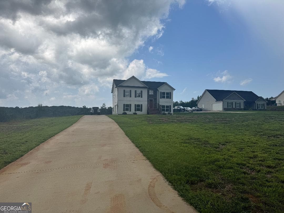 4 bedroom, 3 bathroom, 2,302 sq ft single family residence for sale at 979 Dortch Road, Eastanollee, GA 30538 — photo 3
