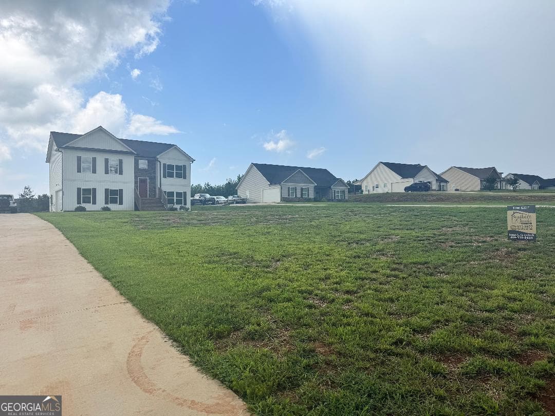 4 bedroom, 3 bathroom, 2,302 sq ft single family residence for sale at 979 Dortch Road, Eastanollee, GA 30538 — photo 4