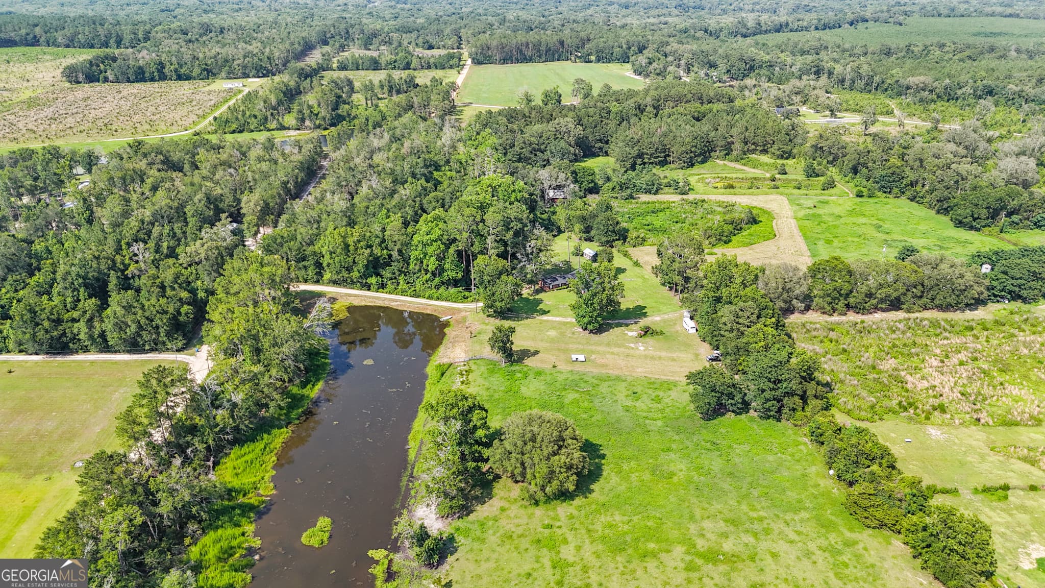 5 bedroom, 3.5 bathroom, 5,548 sq ft single family residence under contract at 212 Linwood Road, Jesup, GA 31545 — photo 10