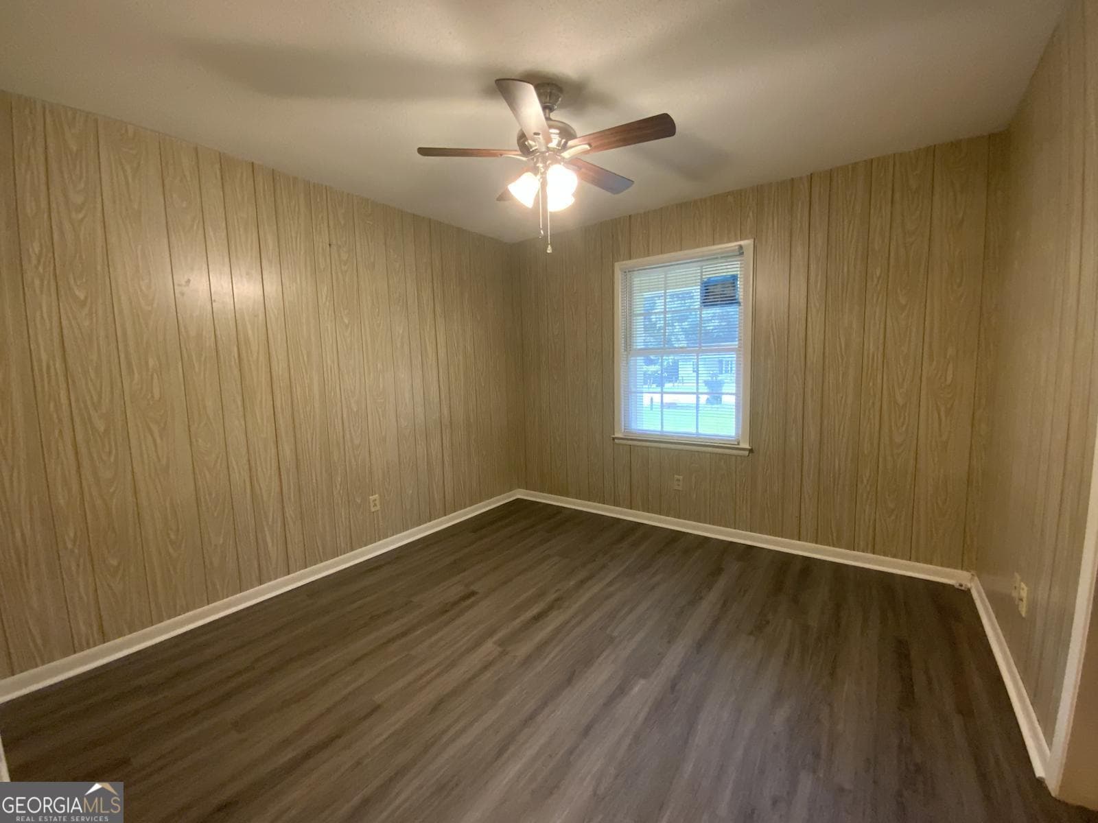 3 bedroom, 2 bathroom, 1,546 sq ft mixed use for rent at 404 Marvin Avenue, Statesboro, GA 30458 for $1,650 a month — photo 9