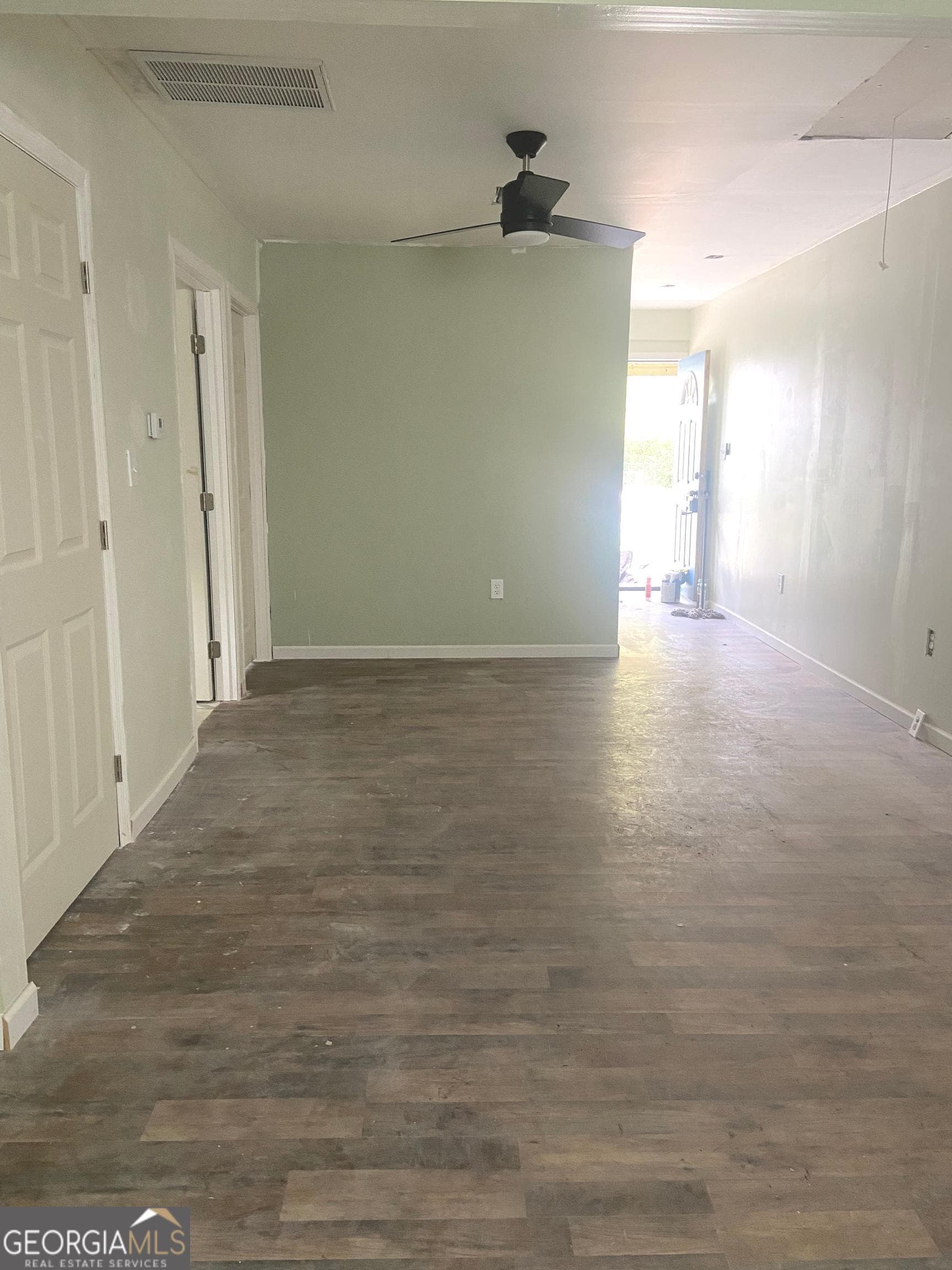 4 bedroom, 3 bathroom, 1,820 sq ft single family residence for sale at 934 India Avenue, Macon, GA 31206 — photo 2