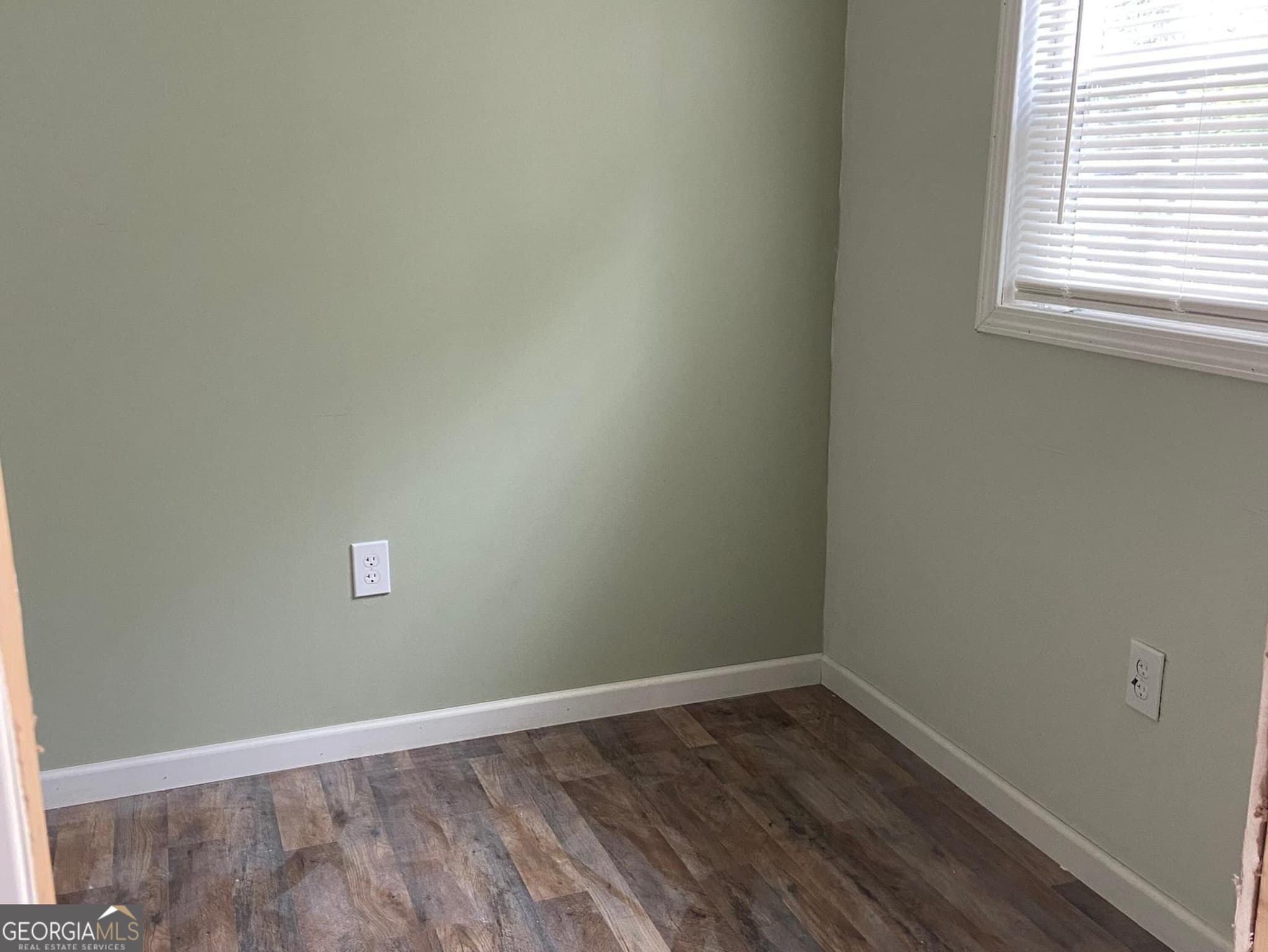 4 bedroom, 3 bathroom, 1,820 sq ft single family residence for sale at 934 India Avenue, Macon, GA 31206 — photo 6