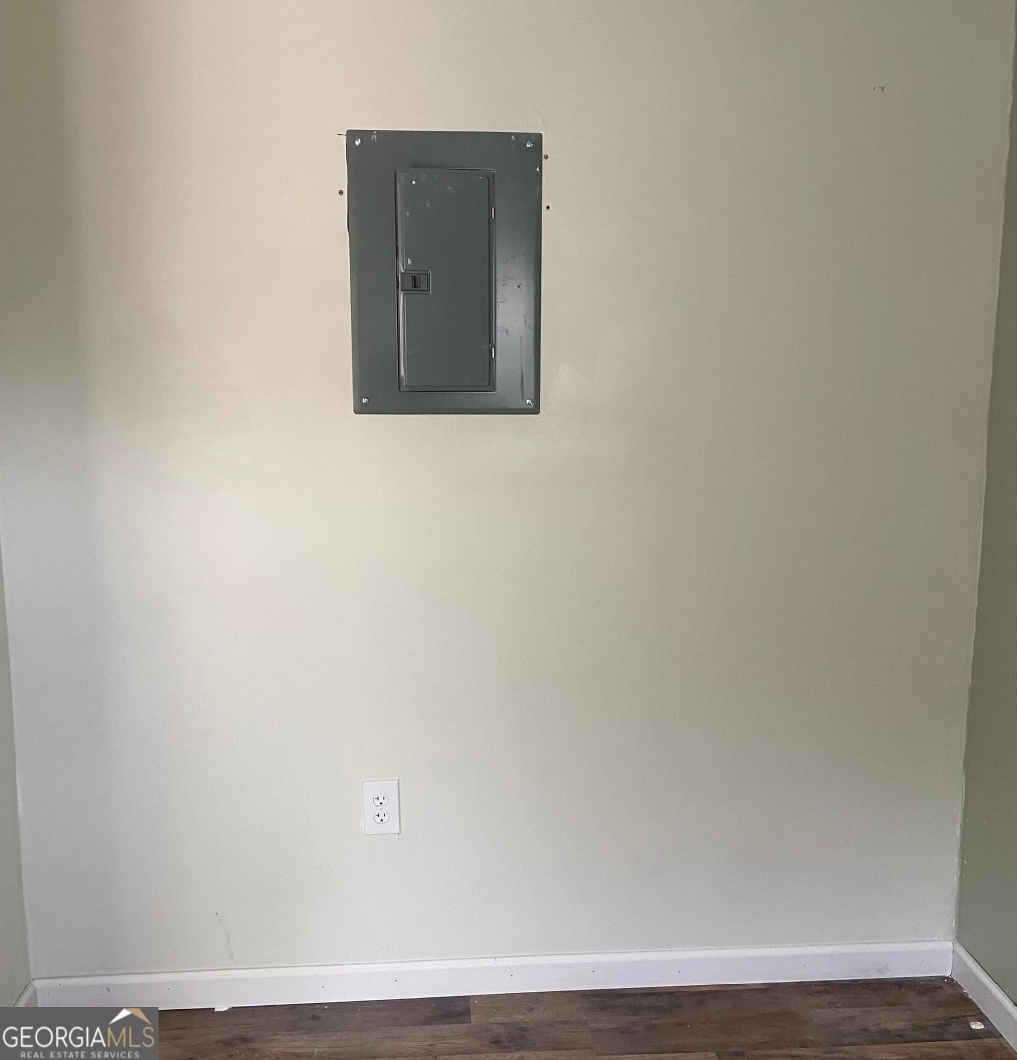4 bedroom, 3 bathroom, 1,820 sq ft single family residence for sale at 934 India Avenue, Macon, GA 31206 — photo 5