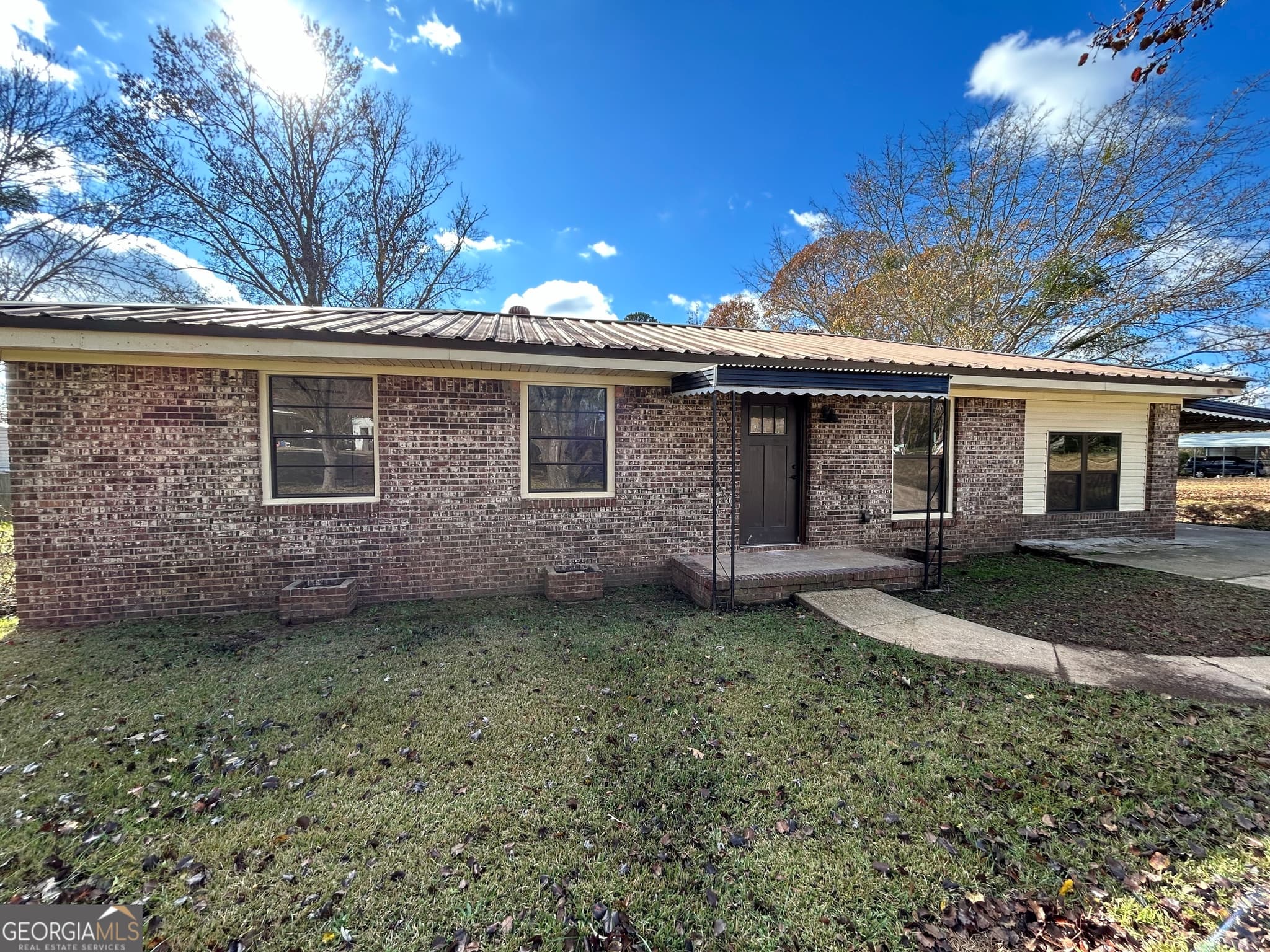 4 bedroom, 2 bathroom, 1,342 sq ft single family residence sold at 6643 16th Street, Lanett, AL 36863