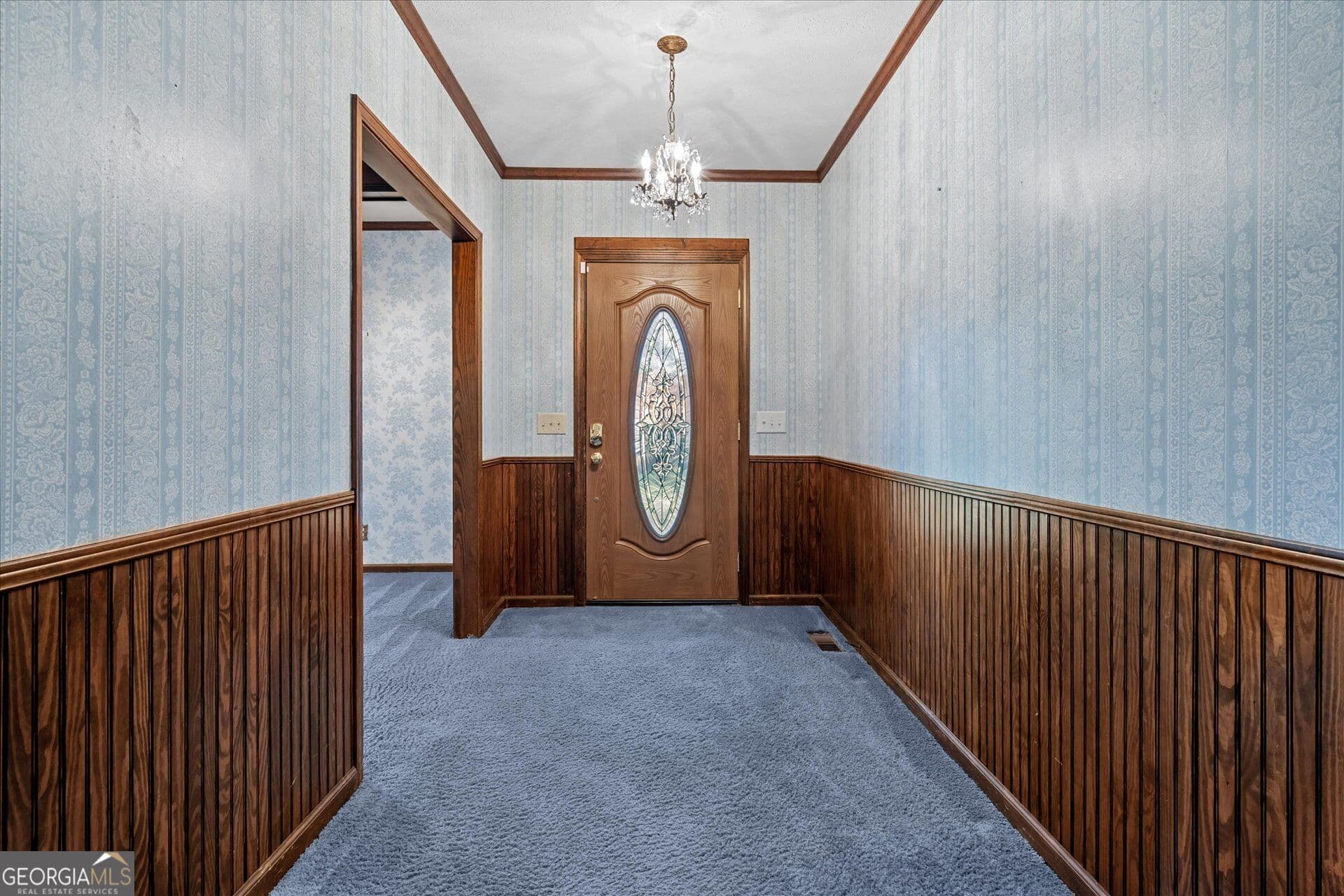 6 bedroom, 4 bathroom, 6,310 sq ft single family residence under contract at 519 Bullock Street, Roanoke, AL 36274 — photo 4