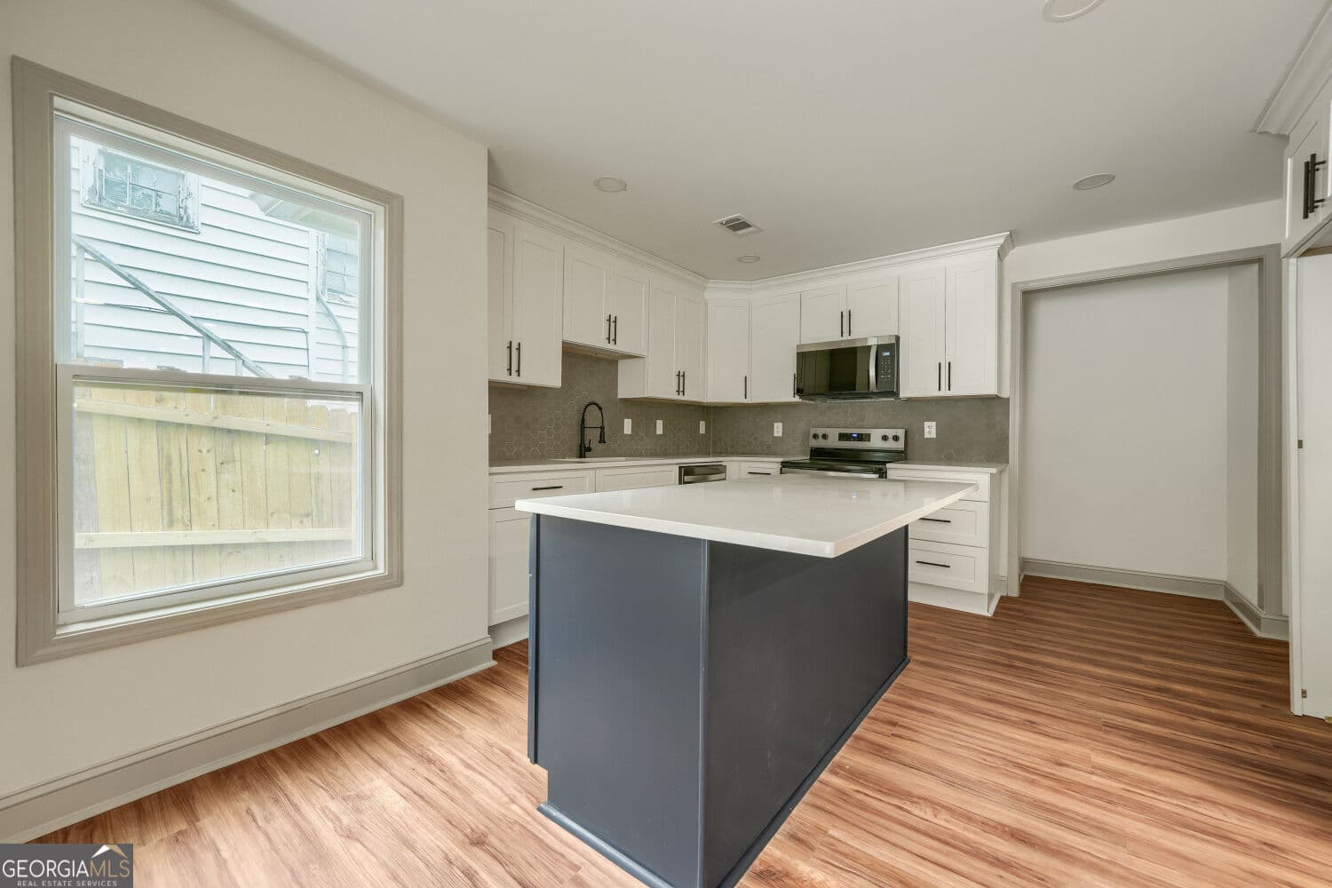 4 bedroom, 3 bathroom, 2,700 sq ft single family residence for sale at 447 Birney Street, Marietta, GA 30060 — photo 3