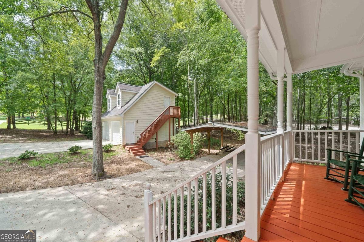 3 bedroom, 4.5 bathroom single family residence for sale at 536 River Lake Drive, Eatonton, GA 31024 — photo 8