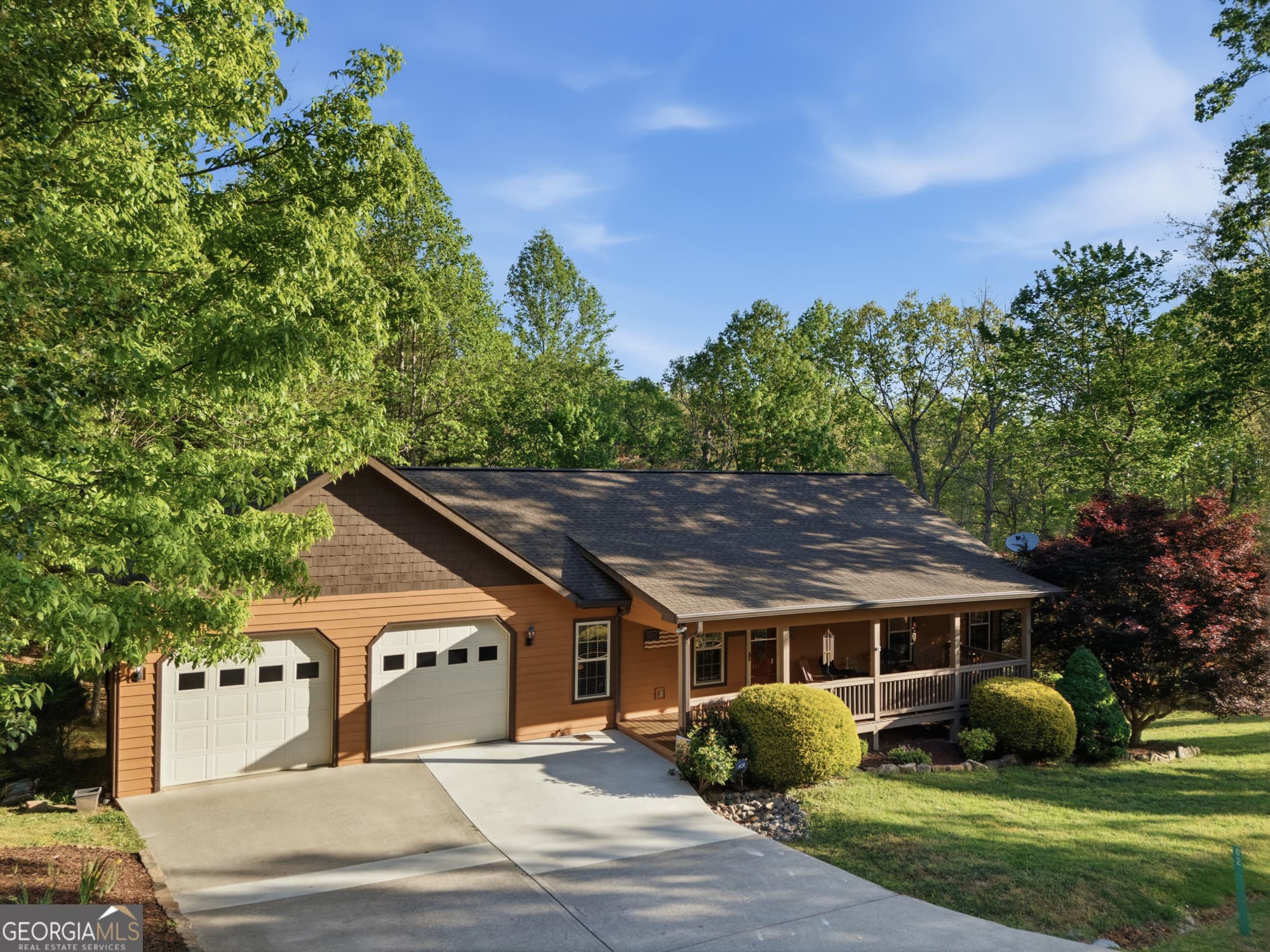 3 bedroom, 3 bathroom, 2,703 sq ft cabin,single family residence sold at 82 Rileigh Ridge, Blairsville, GA 30512