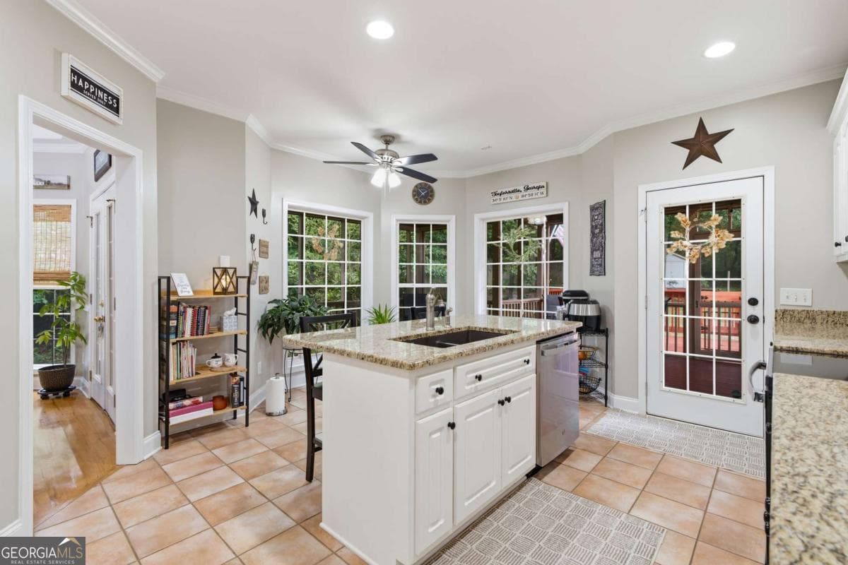 4 bedroom, 2 bathroom, 2,034 sq ft single family residence for sale at 47 Apple Barrell Way, Taylorsville, GA 30178 — photo 2