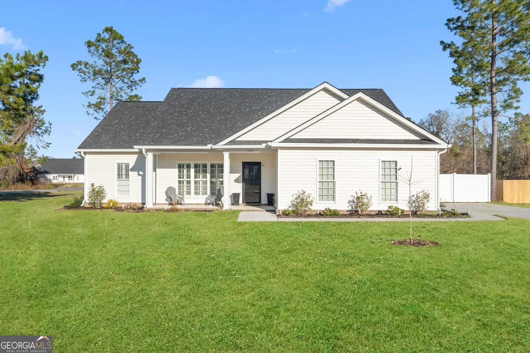 3 bedroom, 2 bathroom, 1,651 sq ft single family residence sold at 226 Alcovy Circle, Ellabell, GA 31308