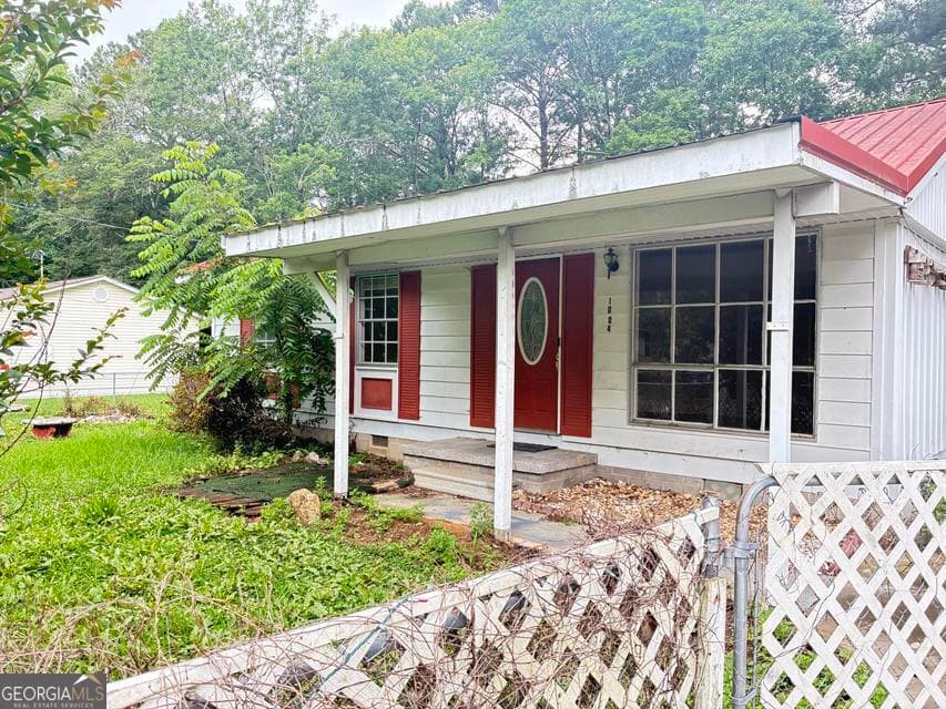 4 bedroom, 2 bathroom, 1,517 sq ft single family residence for sale at 1004 Chestnut Street, Lafayette, GA 30728 — photo 2