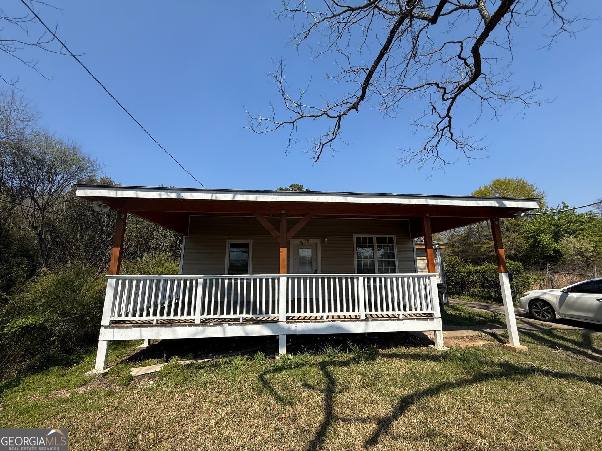5 bedroom, 2 bathroom, 1,404 sq ft single family residence for sale at 615 Paul Street, Macon, GA 31206